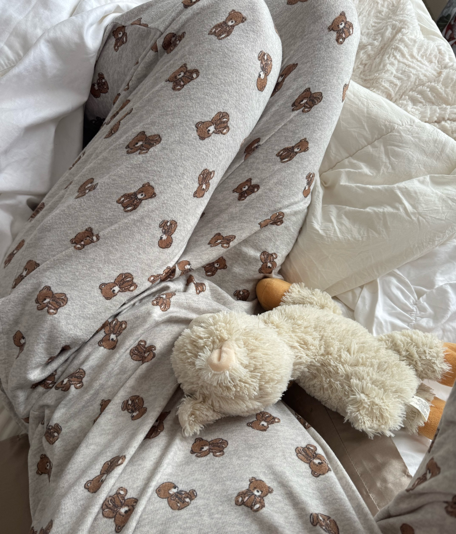 Cozy winter pajama set 🧸

#matchingpjs #pajamaset #pajamas

#LTKStyleTip #LTKGiftGuide #LTKSeasonal