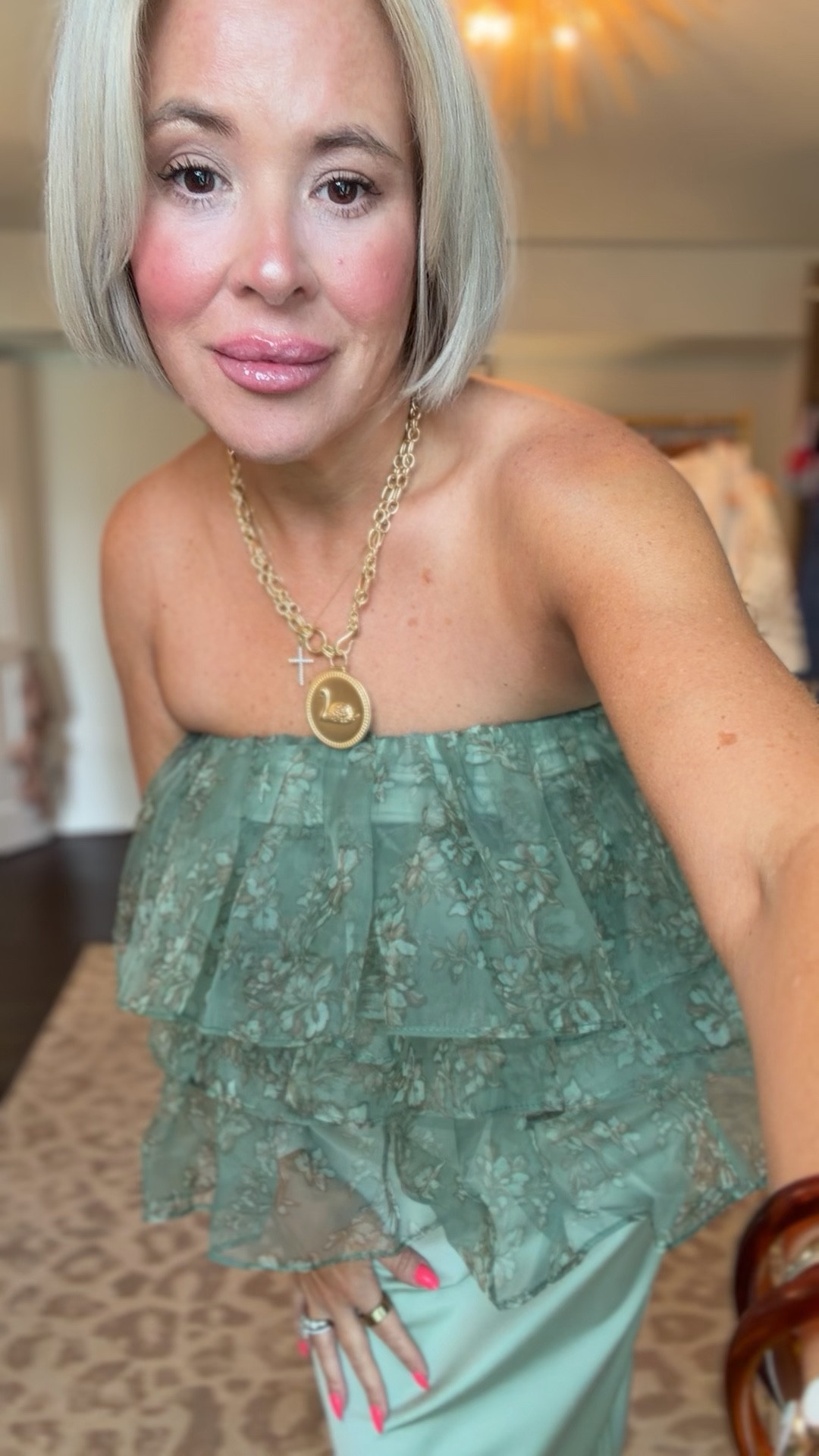 The perfect two piece outfit to be a guest at a wedding.

Petal and pup outfits. 
Size small


#LTKdayinmylife #LTKOver40 #LTKvlog