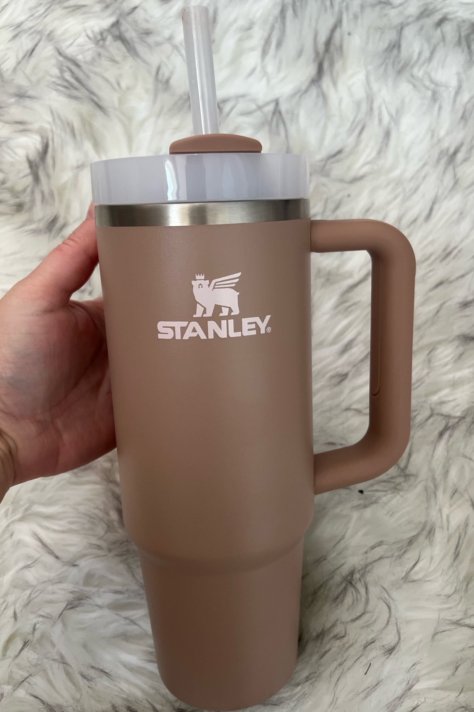 The new Almond Rose 40 oz. Stanley! So perfect for Fall 🤎🎀
Tumblers 
Tumbler 
New Stanley drop 
New cups 
Fall vibes 
Fall aesthetic 
Fall outfits 
Fall must have 
Fall fashion 

#LTKFindsUnder100 #LTKTravel #LTKStyleTip