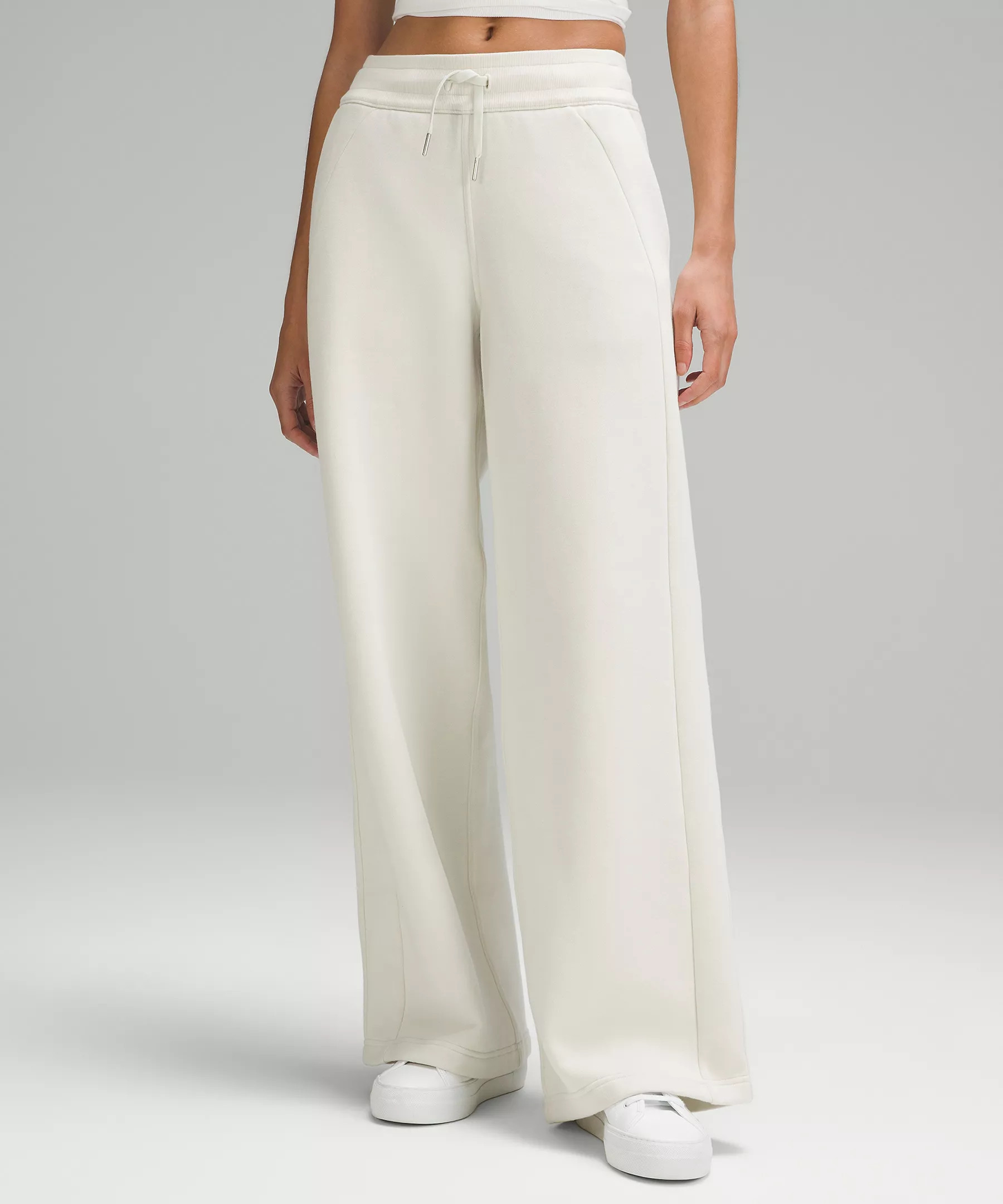 Scuba Mid-Rise Wide-Leg Pant *Full Length | Women's Sweatpants | lululemon | Lululemon (US)