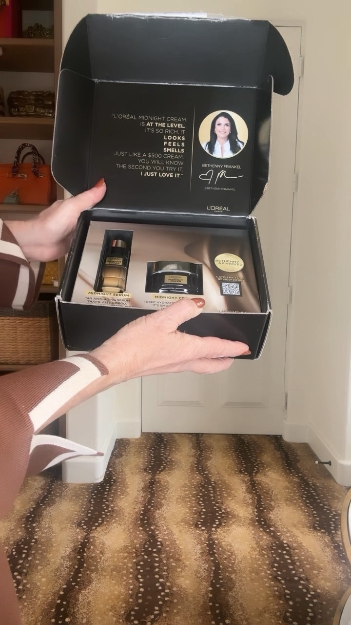 Every night is a new beginning for skin with the Midnight Duo Set! Set includes the luxurious Midnight Serum and Midnight Cream, making the perfect gift. First, apply Midnight Serum to replenish Antioxidant levels at night when skin is most receptive to repair. With its indulgent texture and powerful actives, it smooths wrinkles, firms, and improves radiance for younger looking skin. Then, apply Midnight Cream to face and neck to repair skin barrier up to 1.5x faster.** Formulated with antioxidants, this lightweight anti-aging cream melts into skin to infuse it with no greasy feel. Effective for all skin types & tones. Both are formulated without parabens, are allergy tested, dermatologist tested, and suitable for even sensitive skin.


#LTKfindsunder50 #LTKbeauty #LTKover40