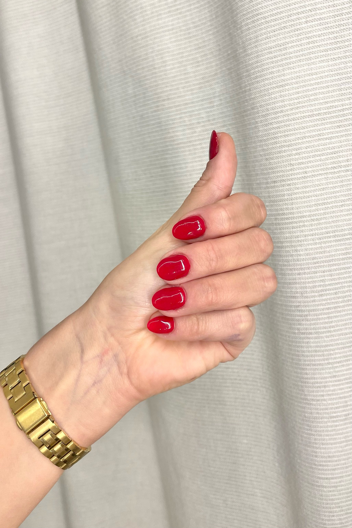 red nail inspo 💋🍒💄

short red nail inspo, gold apple watch band, fall nail inspo, winter nails, fall nails, red nails, short round nails red, winter nail color, fall nail color, gold watchband 

#LTKworkwear #LTKHoliday #LTKSeasonal