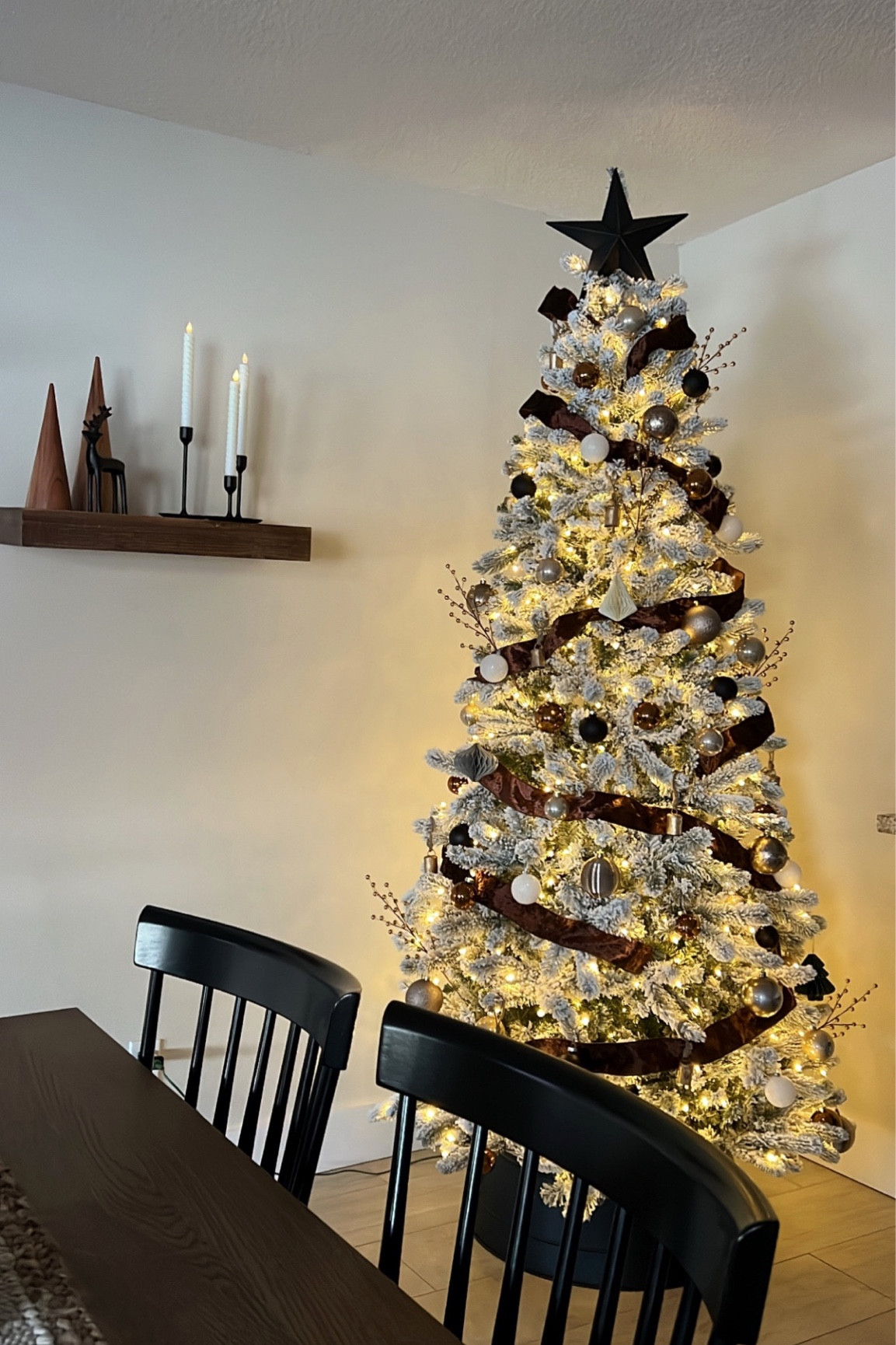 Christmas Time 🎄

#LTKHoliday #LTKhome #LTKSeasonal