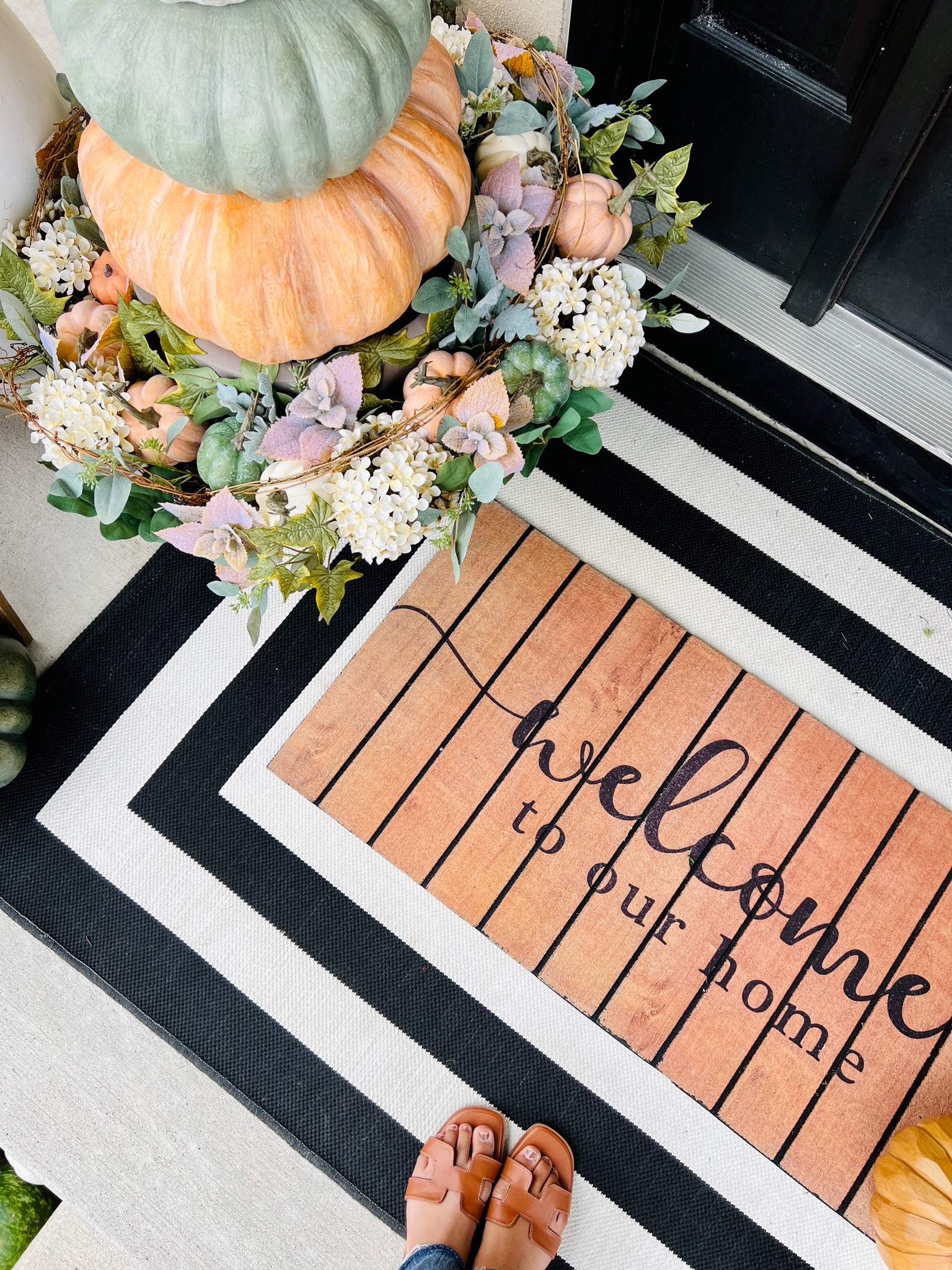 My favorite outdoor rugs and door mats!! for fall!!

Outdoor rugs 
Outdoor door mats 
Fall door mats 
Halloween door mats 
Holiday door mats 

#LTKHoliday #LTKHalloween #LTKSeasonal