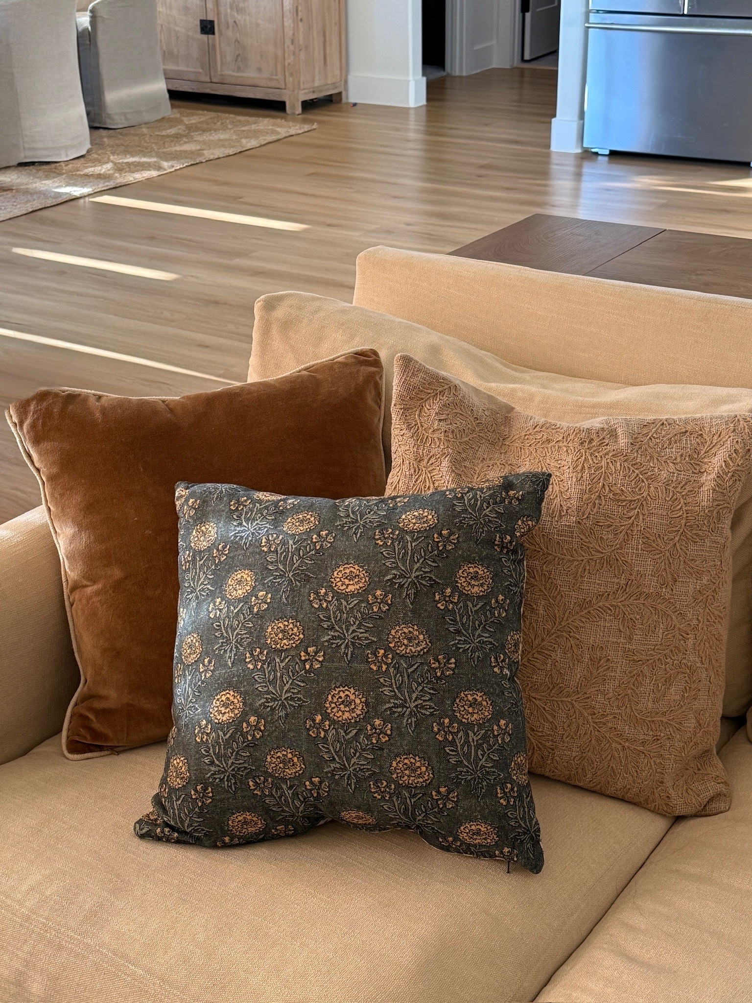Snagged these two pillows from TARGET!! Perfect for fall!! Truly obsessed! 

#targethome #targetfinds #falldecor #throwpillows #homeinspo

#LTKSeasonal #LTKHome