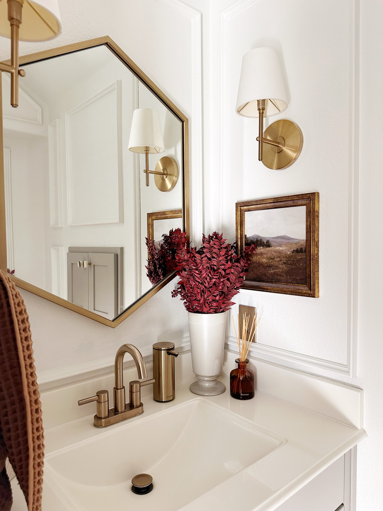 Bathroom decor // fall decor 

#LTKSeasonal #LTKStyleTip #LTKHome