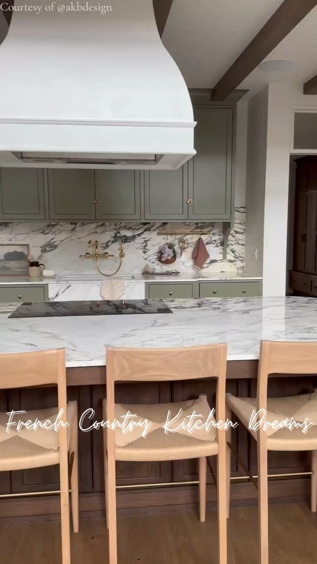 French country kitchen details we’re saving forever 🤍

From muted green cabinets to warm wood islands, marble surfaces, and aged brass accents—these are the elements that create a kitchen that feels collected, not trendy.

If you’re planning a remodel, start here.

Tap to shop similar styles + explore more kitchens on HomeBunch.com ✨

👉 https://www.homebunch.com

Credit: Courtesy of @akbdesign

#LTKHome #LTKmorningroutine #LTKMothersDay