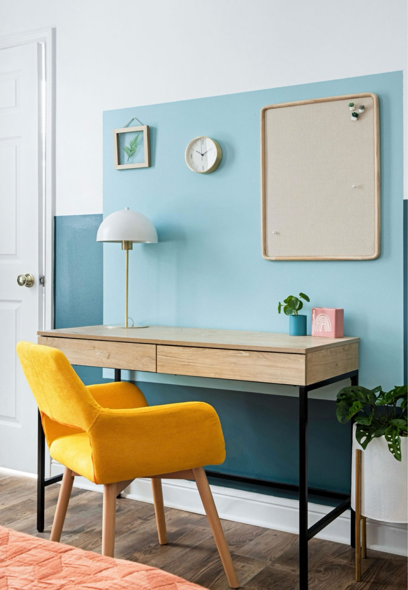 One of my favorite colorful desk moments at our BOHO themed Airbnb apartment 🥹🌸

#LTKhome #LTKfindsunder50 #LTKstyletip