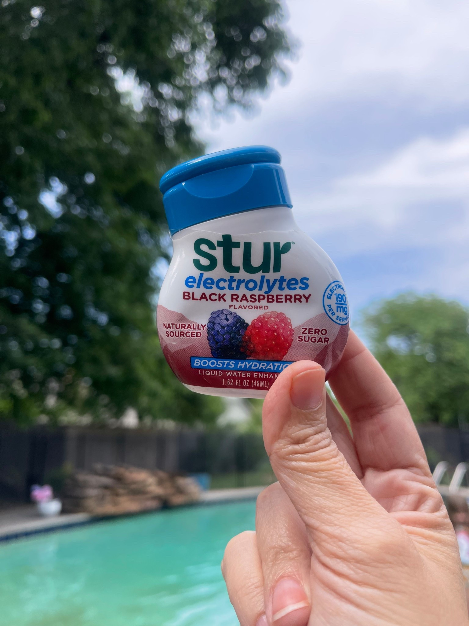 5 stars – Tasty hydration hero!
Obsessed! These Stur electrolytes make drinking water actually fun. The flavors are delicious, not too sweet, and perfect for staying hydrated on busy days. Total game changer for my water bottle! #electrolytes #stur #waterflavor 

#LTKOver40 #LTKFindsUnder50