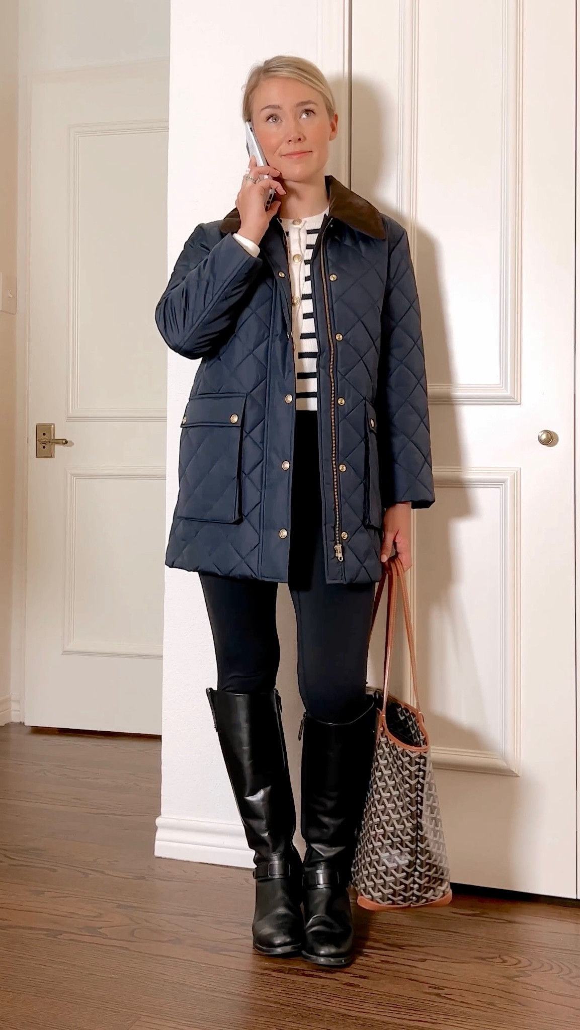 Sizing (I’m 5’2)

Coat: petite XS
Amazon leggings: S
Sweater: 0
Boots: old Tory Burch, new style linked
