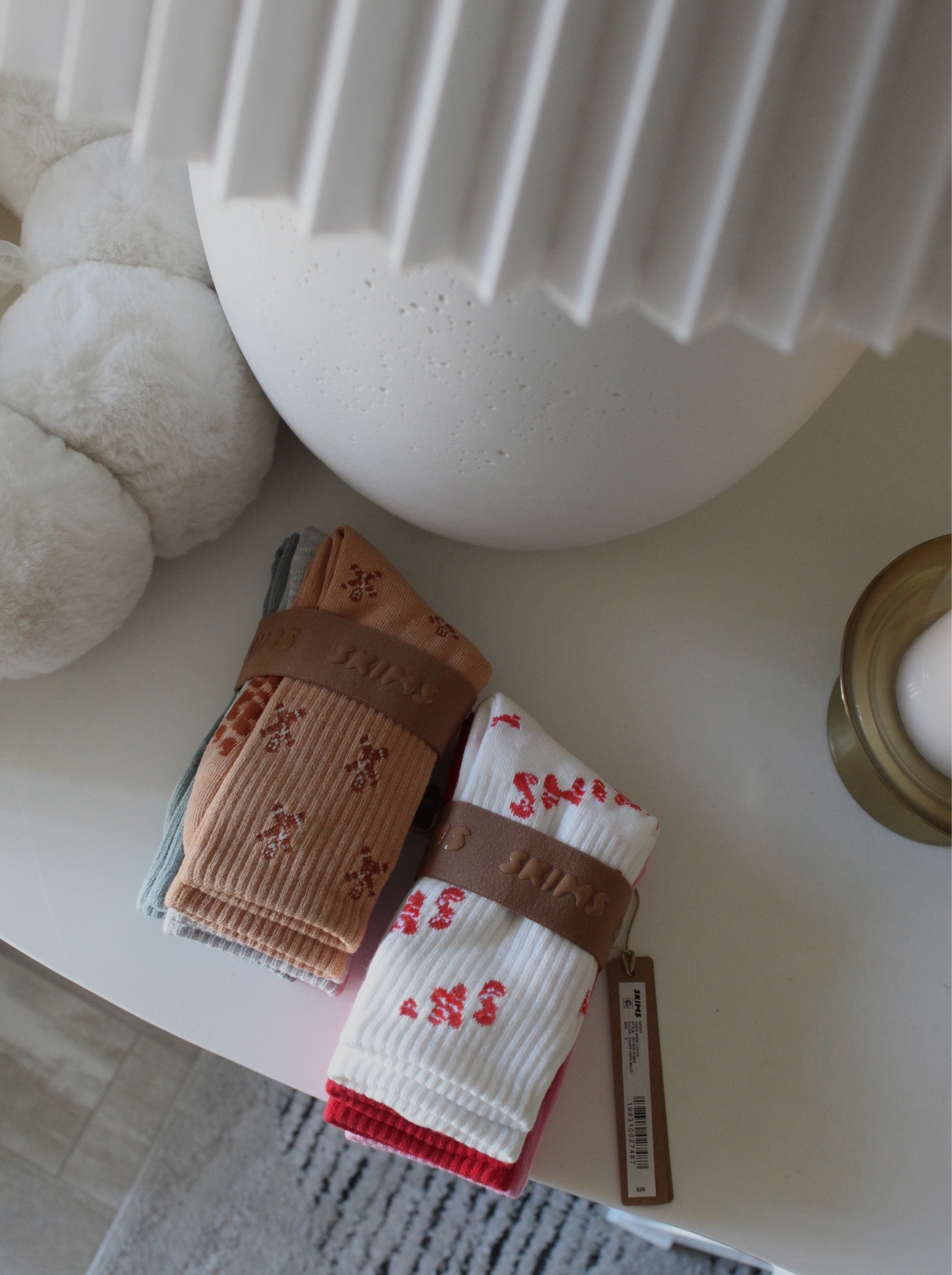 Skims holiday socks ❄️ 

#LTKFindsUnder50 #LTKSeasonal #LTKHoliday