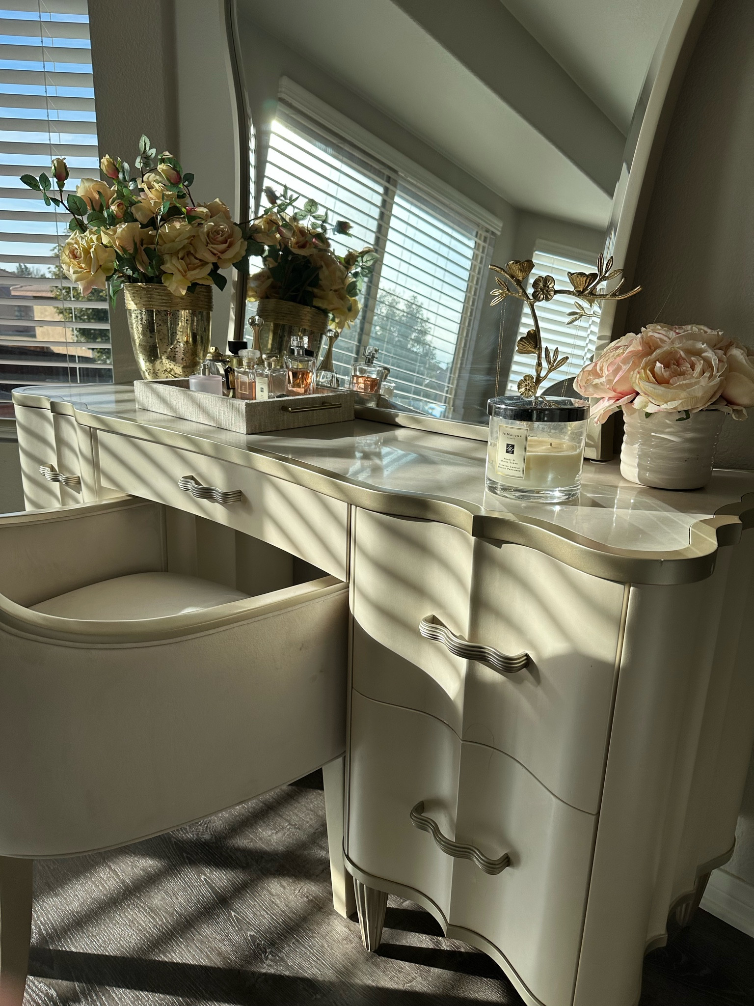 My vanity is back In stock and on sale @wayfair 

#wayfair 