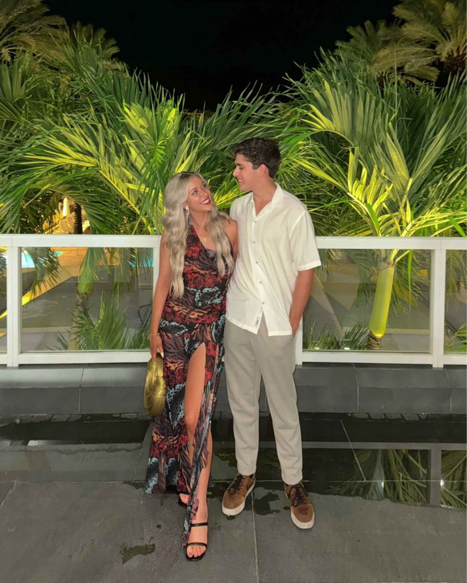 On holiday 🌴

Holiday dress, vacation dress, knot gold handbag, gold purses, black heels, sheer dress, travel outfit, vacation aesthetic, maxi dress, printed dresses, occasion dress, party dress, event dress

#LTKTravel #LTKParties #LTKStyleTip