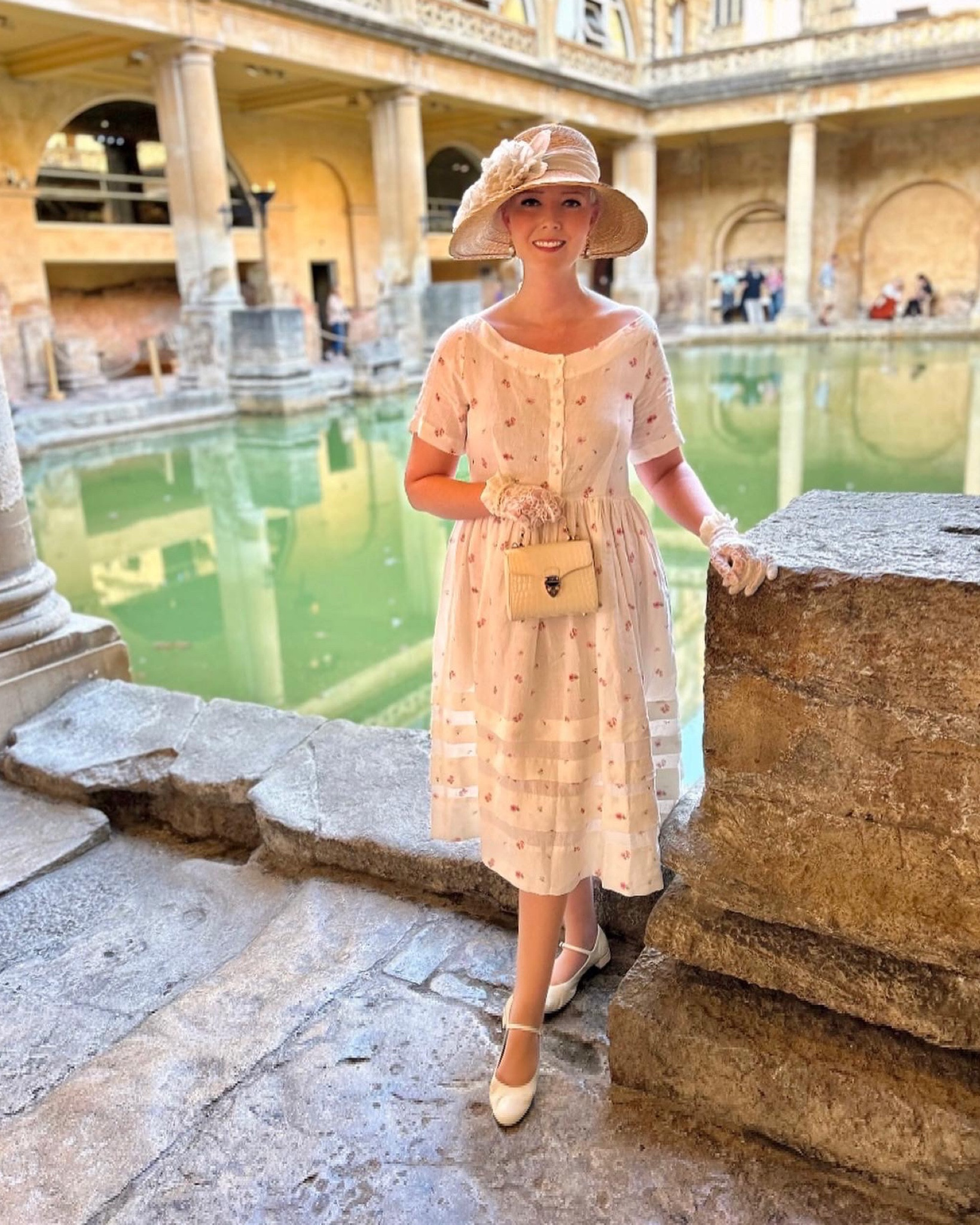 The vintage-styled sightseer! The lovely team at Son de Flor sent me their beautiful Eyre Apple Blossom linen dress, so I donned my straw cloche, Mary Janes and lace gloves for a magical evening at The Roman Baths. I’ve always loved Mia Farrow’s look as Daisy in the film adaptation of The Great Gatsby and hope you like how I styled this dress 👒 

#LTKeurope #LTKsummer #LTKstyletip