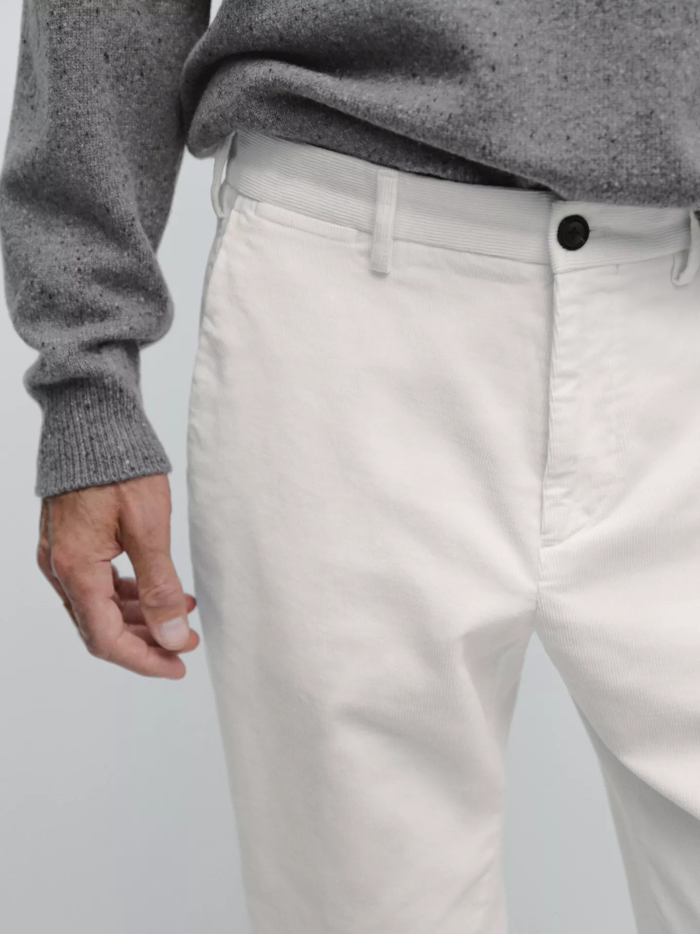 Slim fit corduroy trousers | Massimo Dutti US