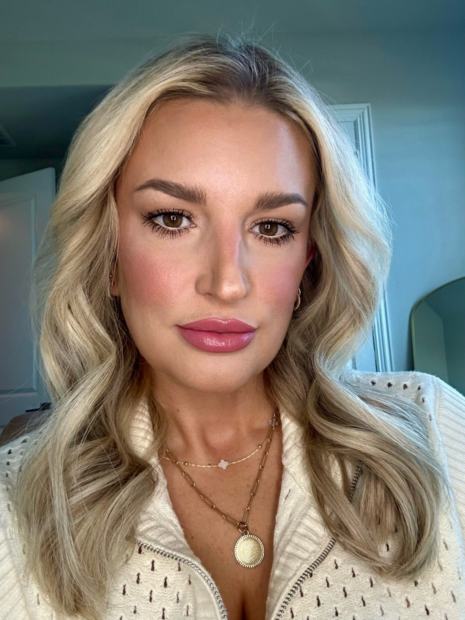 My quick makeup routine 

#LTKMidsize #LTKBeauty #LTKFindsUnder50