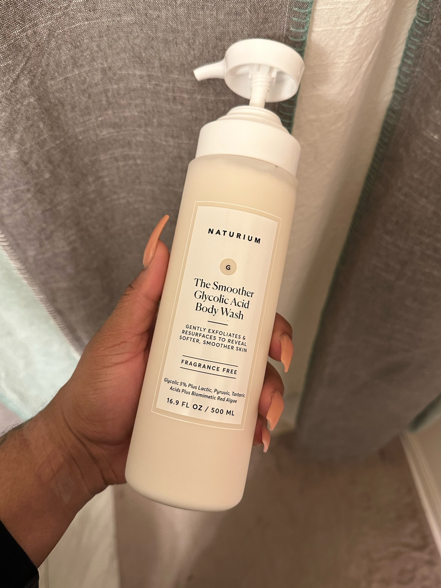 When being influenced goes right 🙌🏾 this body wash is super gentle while exfoliating. My skin felt so smooth after 🤍

#target #targetfind #naturium #bodywash

#LTKFind #LTKunder50 #LTKbeauty