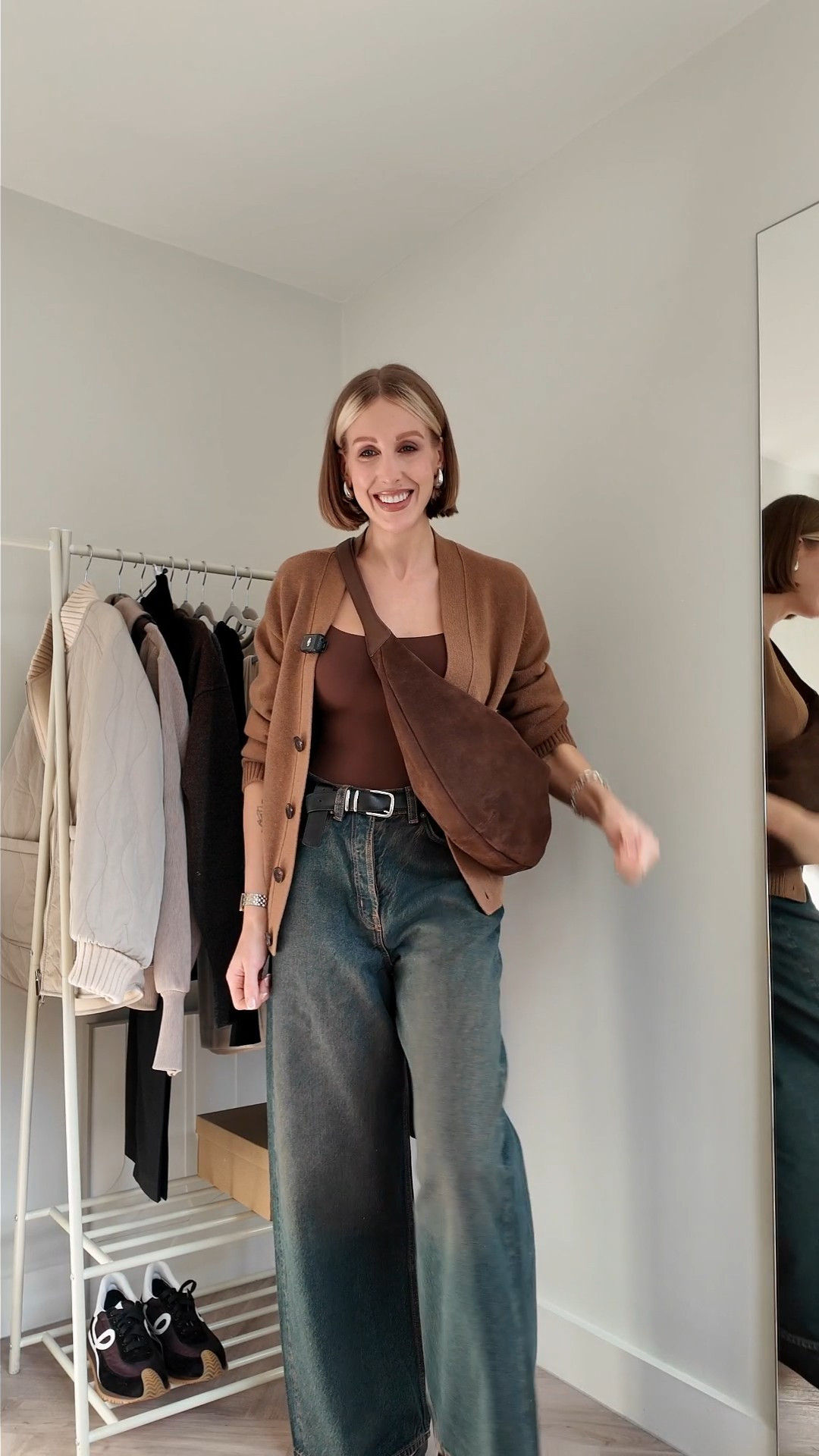 Arket try on haul:
Tulsi Jeans - size 26 •
Cashmere cardigan - size S •
Leather ballet flats - 41 size up • Leather belt • 
Curved suede bag • 
Skims bodysuit- size S •
Amazon earrings • 

I Wear a size 26 inch waist jeans and would say size up in the ballet pumps if you're between sizes 

#LTKSeasonal #LTKVideo #LTKstyletip