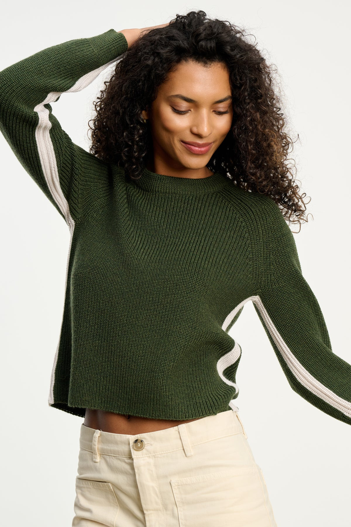 SAVANNAH WOOL BLEND CREW NECK SWEATER | Velvet by Graham & Spencer