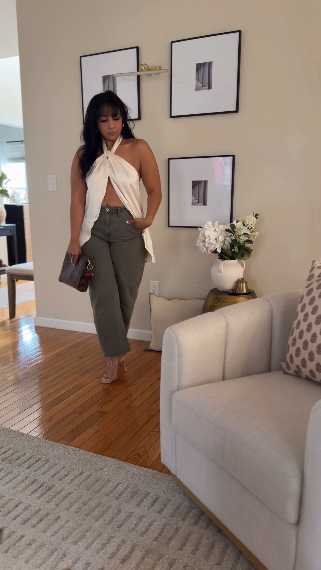 ✨🫒Olive jeans > your basic denim 🤎
I said what I said.

These Abercrombie olive jeans are THAT girl — flattering, versatile, and the easiest way to elevate your everyday outfits without trying too hard 🙌🏽

Casual, but still put together… exactly how we like it.

✨ Would you wear olive instead of blue denim?
Comment “OLIVE” and I’ll send you the link + my sizing 🛍️ @abercrombie #AbercrombiePartner #FitCheck #outfitinspo #afforɗablefashion 

#LTKdayinmylife #LTKgrwm #LTKootd