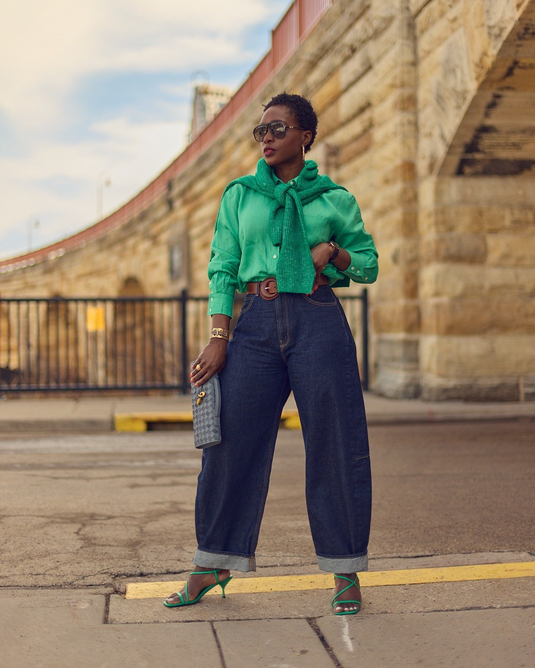 Barrel jeans and a colorful linen shirt are perfect casual Spring outfits 💚 strappy sandals, blue jeans, Banana Republic, Spring knits, J.Crew, Gap, Nordstrom Spring fashion, classic style

#LTKOver40 #LTKootd #LTKTall