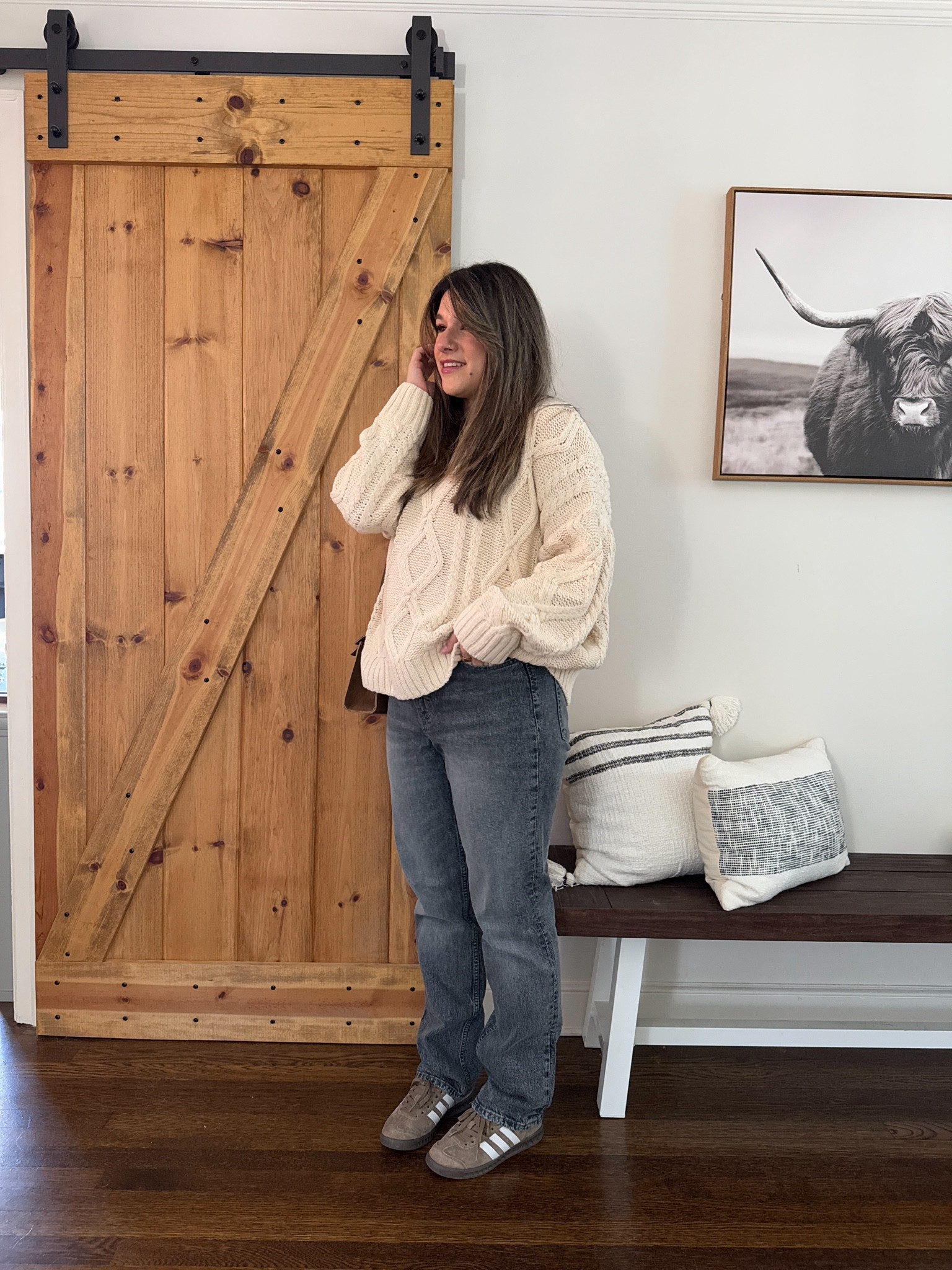 Easy winter outfit. Neutral, jeans, mom outfit inspo, cable sweater, affordable fashion

#LTKStyleTip #LTKFindsUnder100 #LTKFindsUnder50
