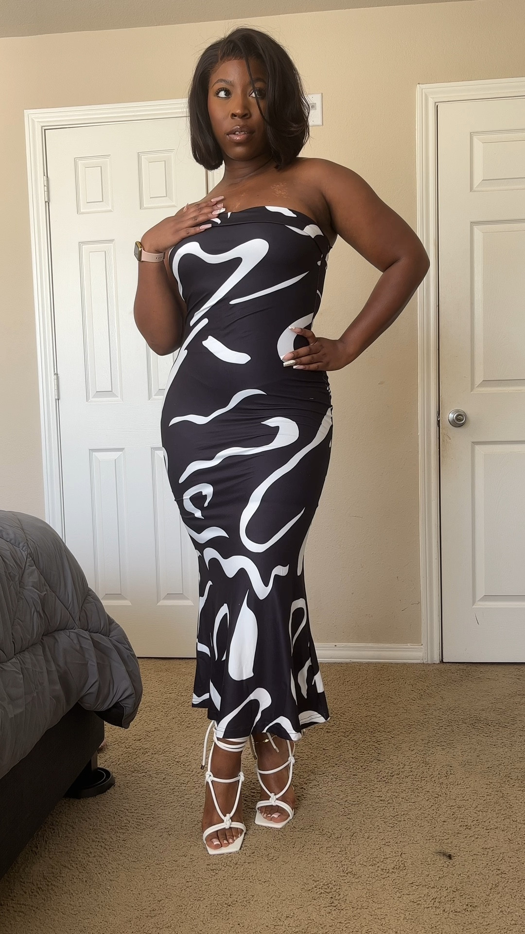 t’s Rich Auntie season 
Which dress you choosing? 

You can both of these directly on my stk store front link in bio 

Dress 1 SHEIN Unity Graphic Print Mermaid Hem Tube Dress 

 Dress 2SHEIN VCAY Random Ditsy Floral Wrap Cross Shirred Tie Backless Halter Bodycon Dress

#sheinstyle #midsizefashion #midsizestyle #midsizeblogger

#LTKstyletip #LTKFind #LTKFestival