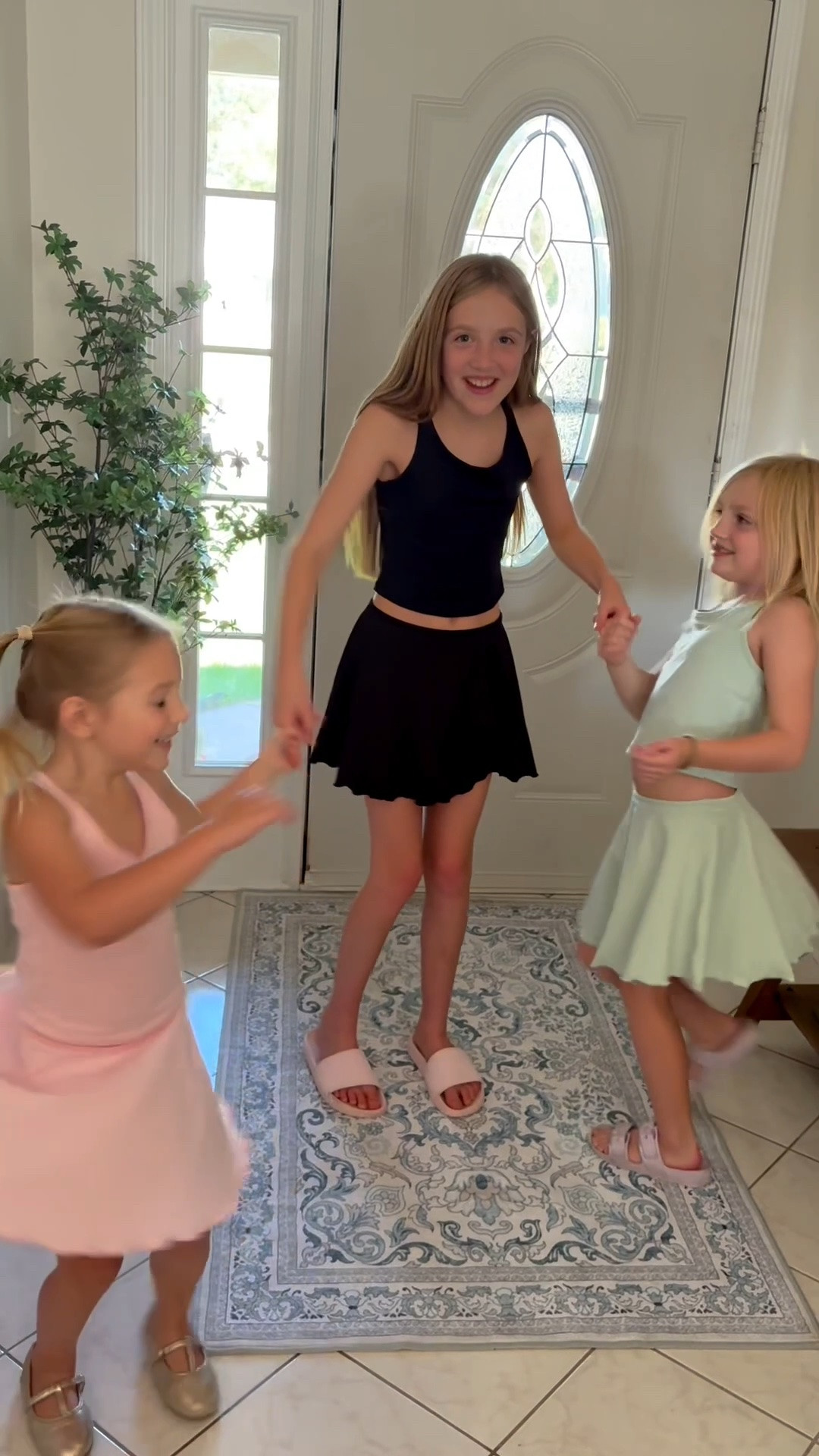 #ad Back to school means back to activities for our family. I love that old navy has mix and match styles that make it easy to go from school to practice. This is a huge help 
Taking something off my plate. Plus, it allows the girls to make their own outfit choices, and build confidence in their personal style! 

@oldnavy #oldnavypartner

#LTKKids #LTKSeasonal #LTKSaleAlert