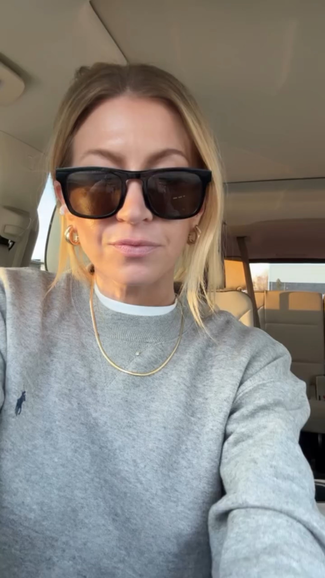 Casual OOTD! 
Sweatshirt: runs TTS, wearing size small. 
Jeans: run TTS. 

#LTKgrwm #LTKdayinmylife #LTKSeasonal