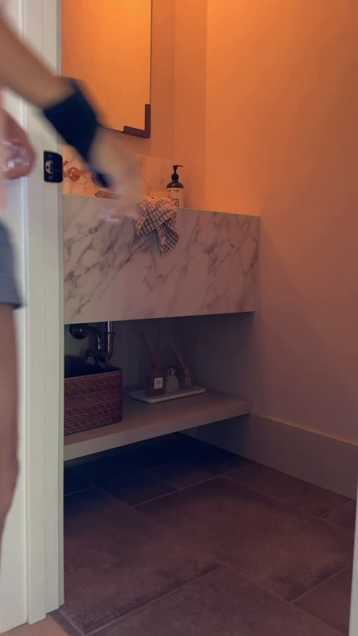 My Amazon Faves

motion sensor light, closet slide out rod, steamer for clothes, wall light for pictures, vanity mirror, dust brush, pull put cabinet organizer, cable clip cord holder, checkered cutting board 

 #LTKHome #LTKSaleAlert #LTKFindsUnder100