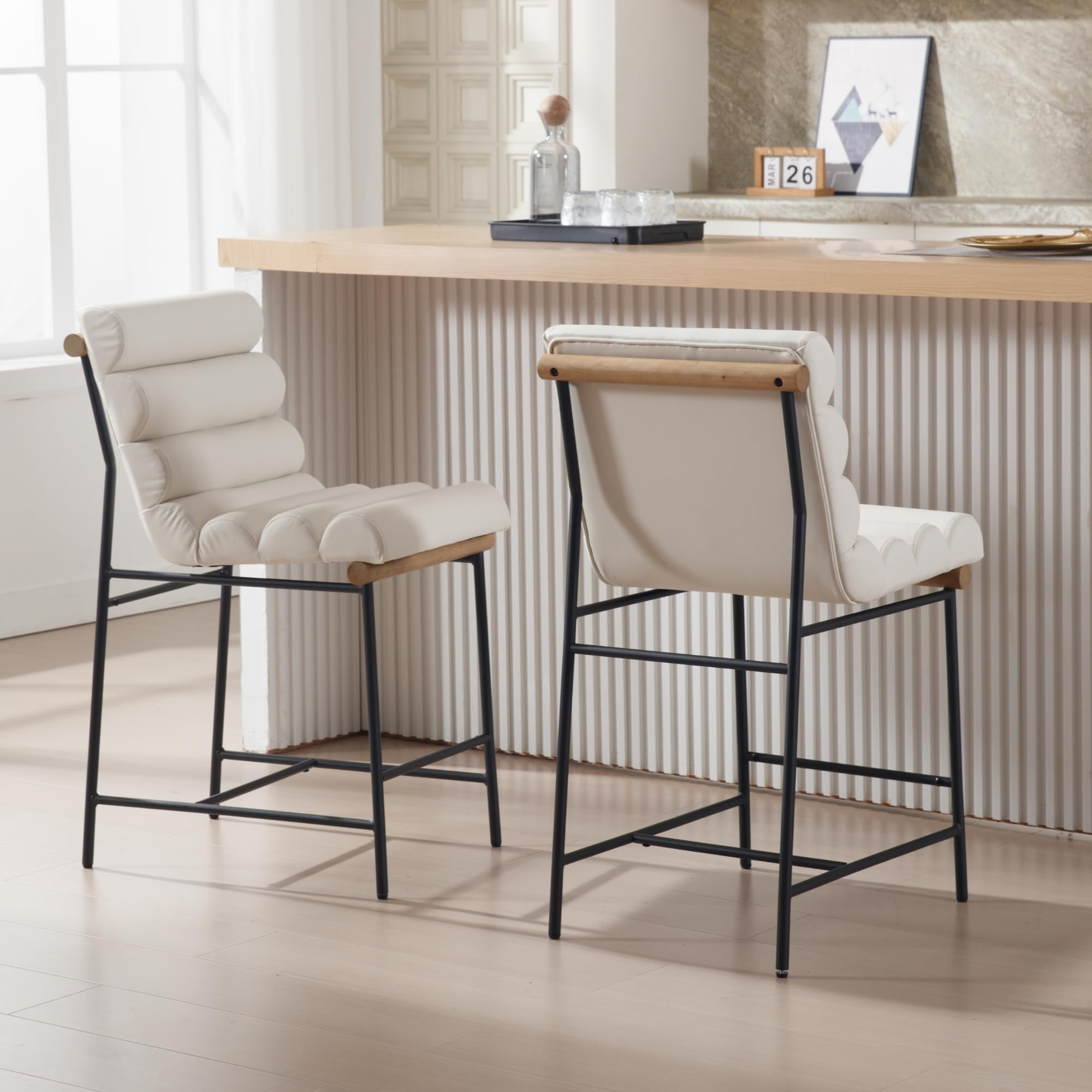 25'' Counter Height Bar Stools Set of 2, Modern Leather Upholstered Bar Stools with Tufted Back/B... | Amazon (US)