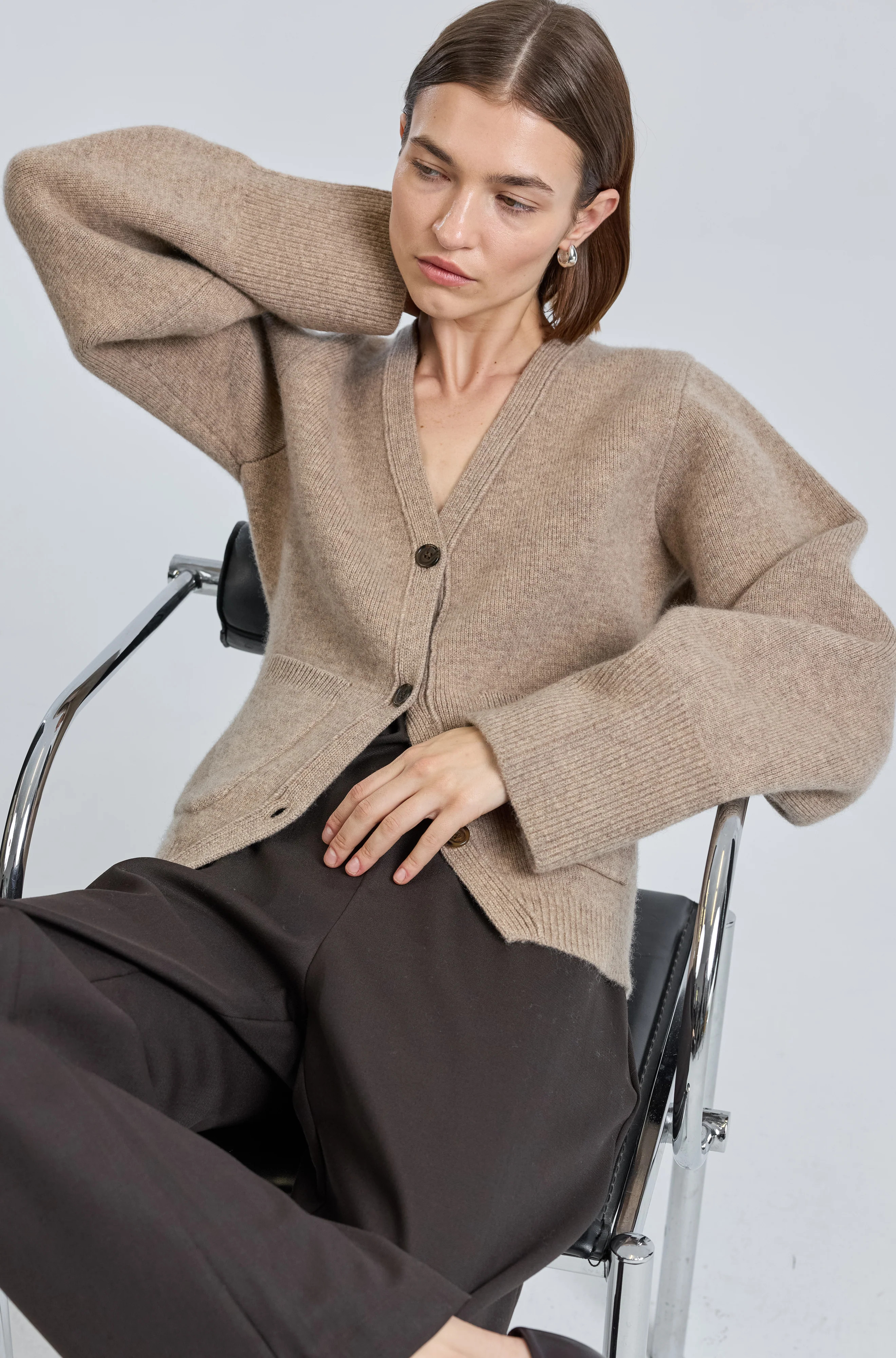 V Neck Cardigan | Almina Concept