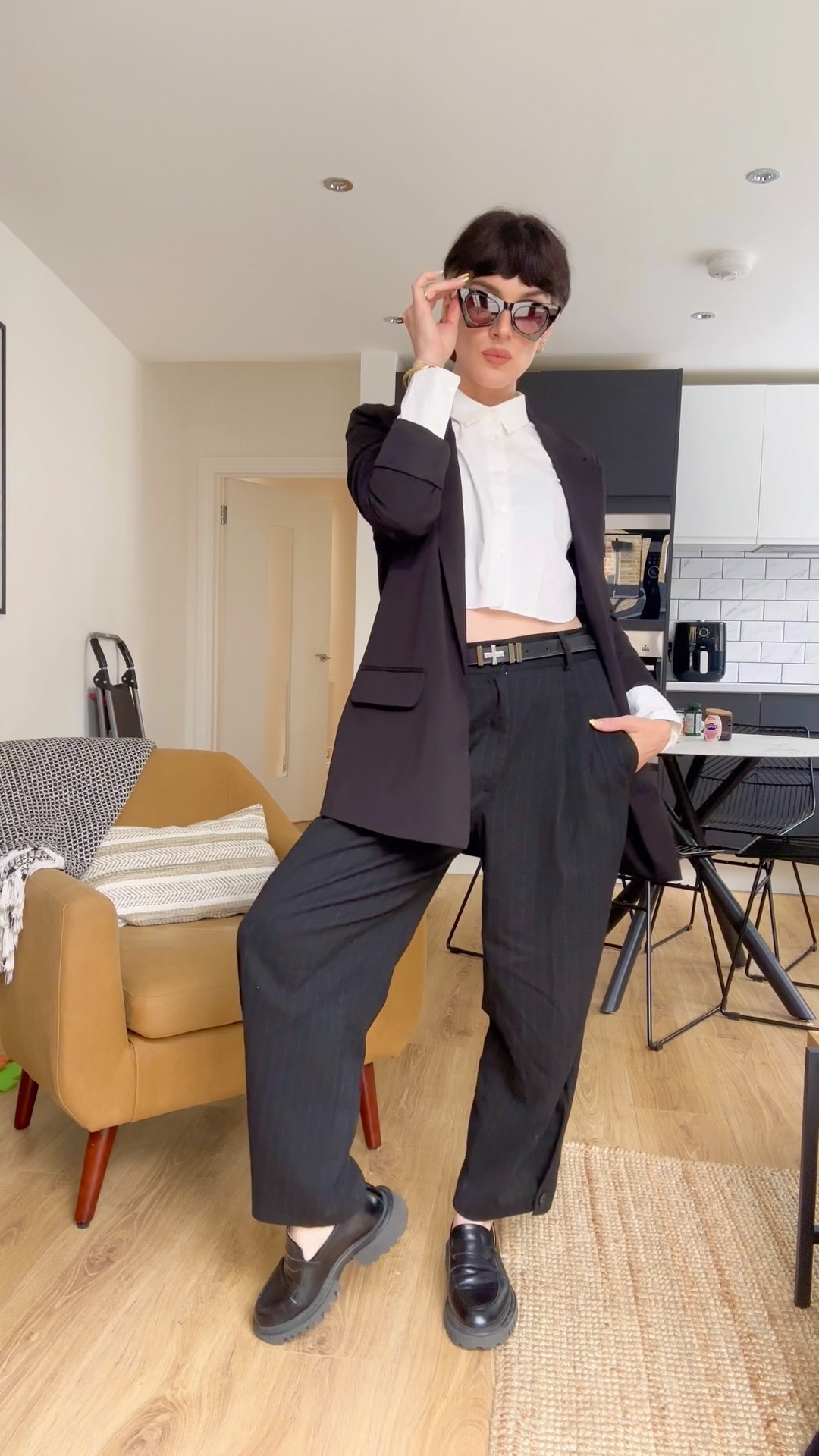 Modern workwear 2 ways 🖤

#LTKStyleTip #LTKWorkwear #LTKShoeCrush