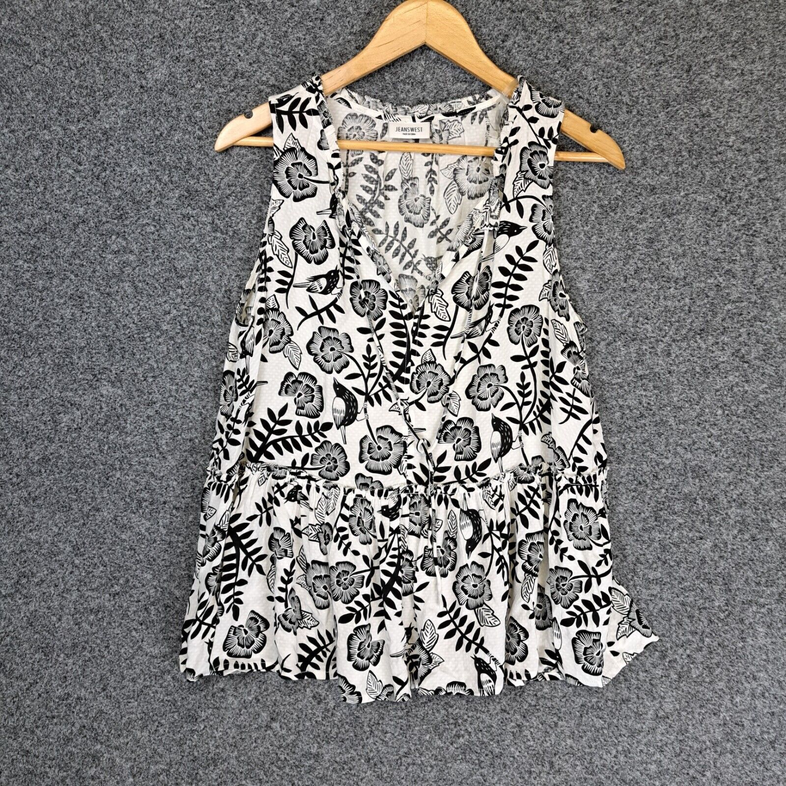 Jeanswest Womens Blouse Top Size 10 White Black Floral Animal Print | eBay AU