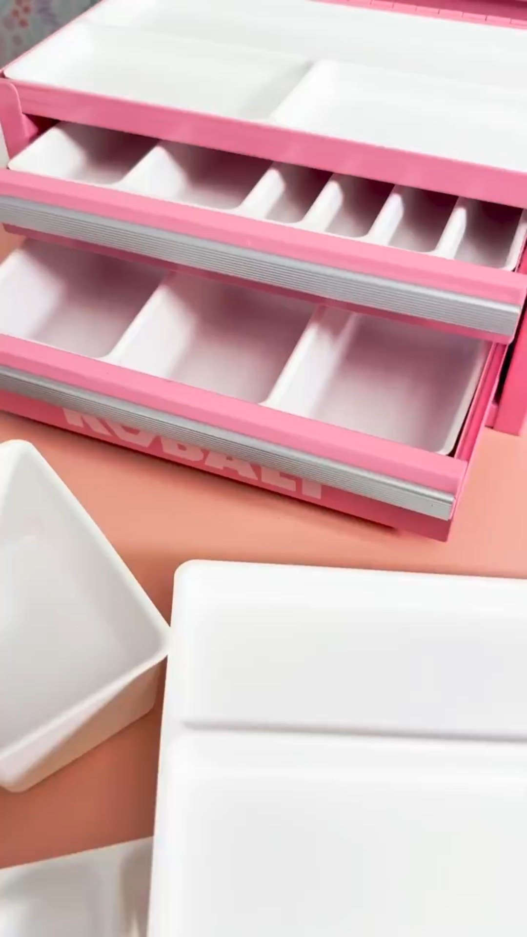 You guys know that mini @kobalttools toolbox that we all love? 💕I had NO idea there were organizers made to fit it perfectly inside?! Like… excuse me while I reorganize my craft tools!!!🤭✨

#kobalt #toolbox #amazonfinds #amazoninfluencer #kobalttools

#LTKGiftGuide #LTKCyberWeek #LTKHoliday