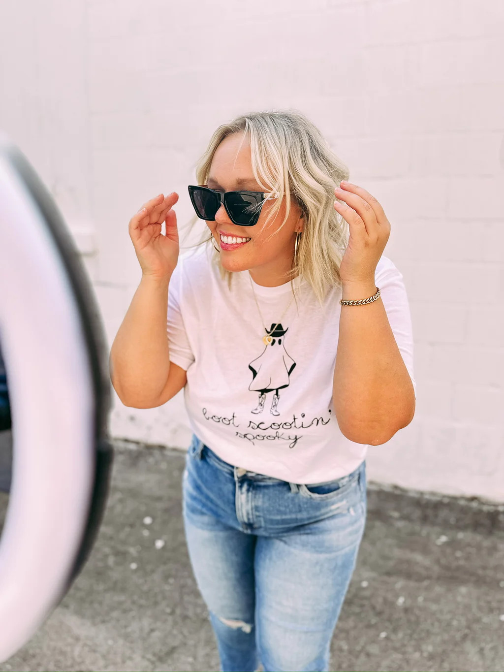 boot scootin' spooky graphic tee | Etta & East