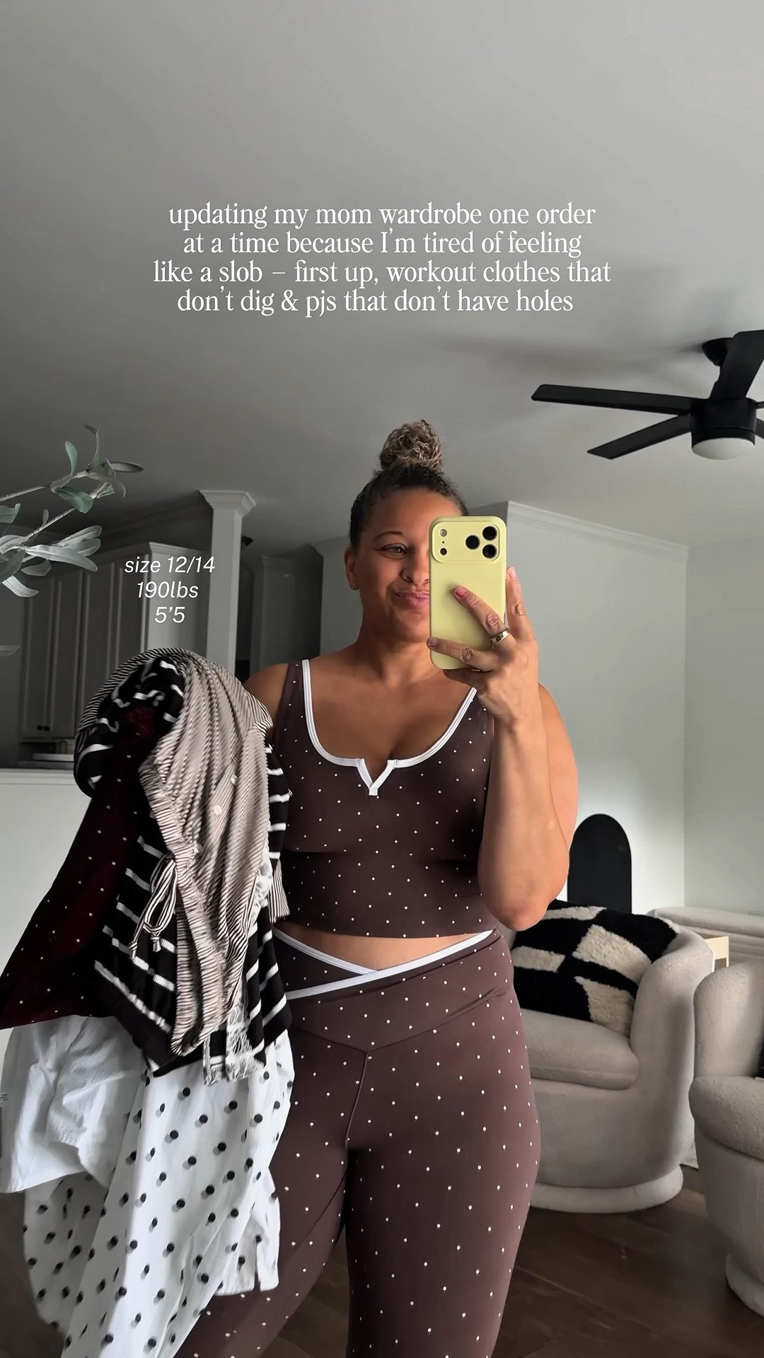 Midsize aerie haul 

Wearing XL in workout tanks
L in leggings and pjs and jacket