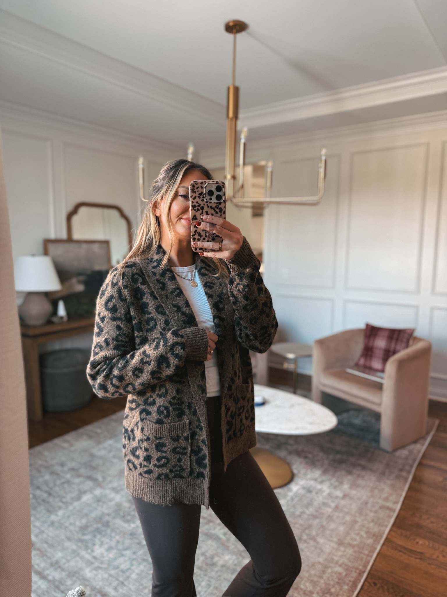 A cozy leopard print cardigan I would make the perfect gift for her 🎄🎅🏻❤️🎁

#LTKSeasonal #LTKHoliday #LTKGiftGuide