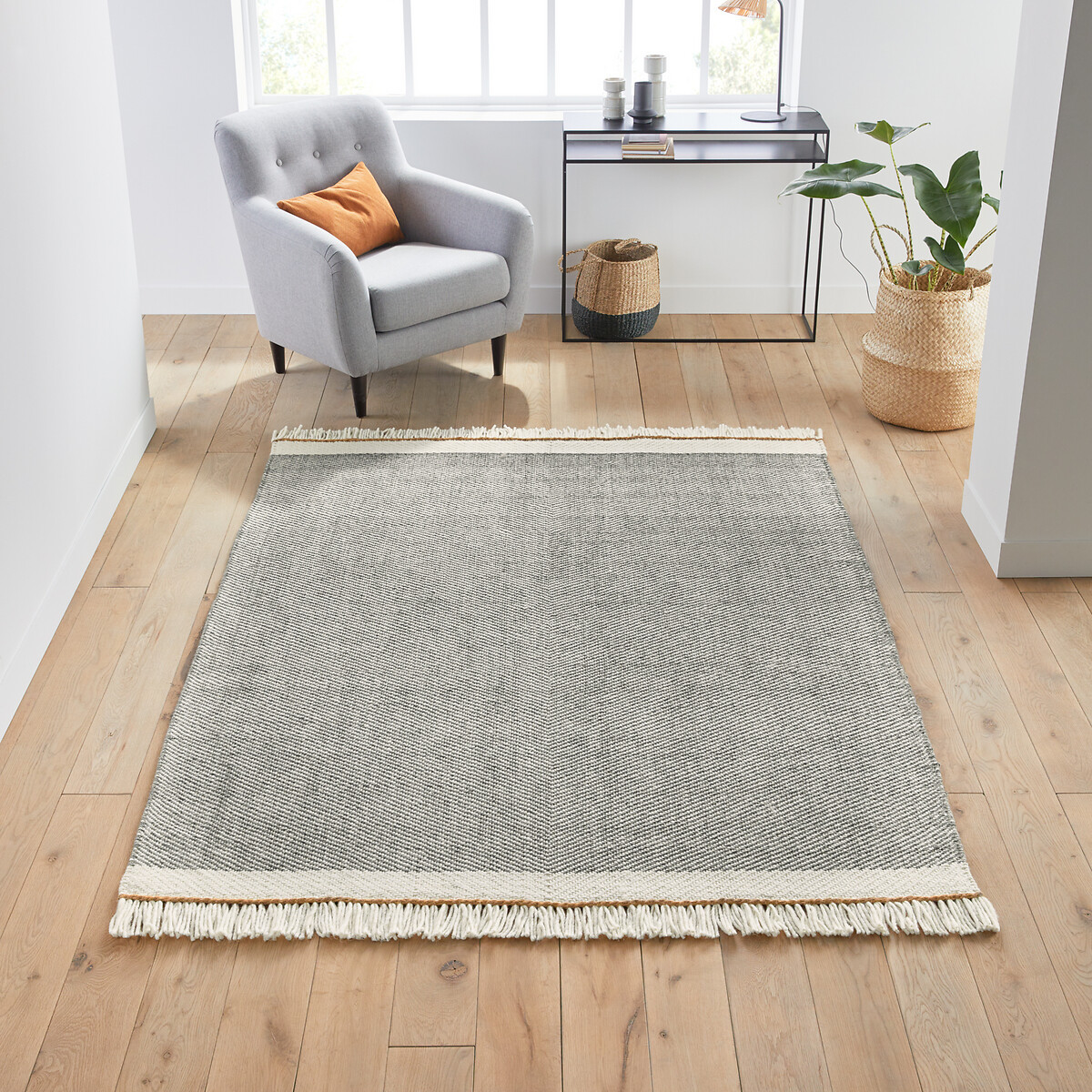 Naga Fringed Wool Rug | La Redoute (UK)