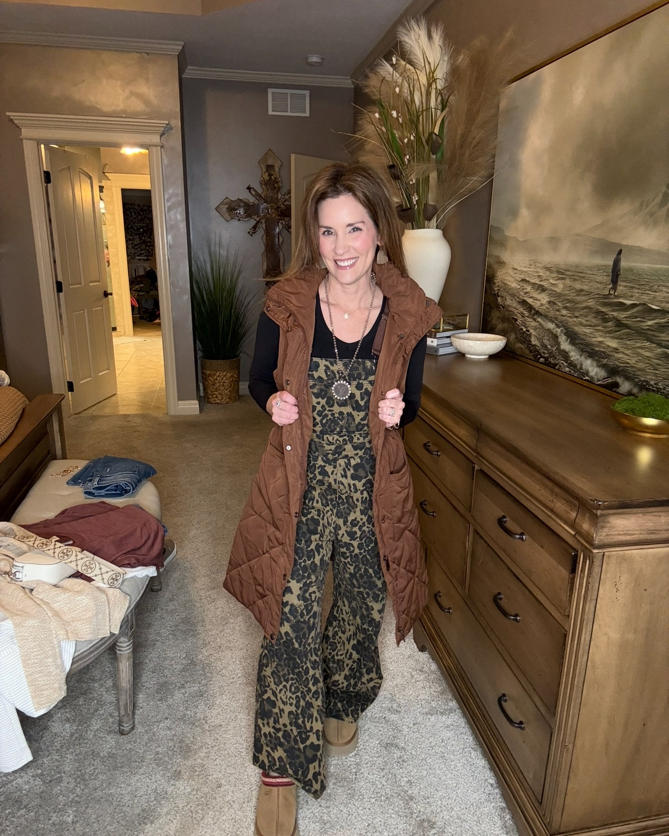 These Leopard overalls are everything!!😻
Wearing size small in all 

Crazy Busy Mama 

#LTKStyleTip #LTKFindsUnder50 #LTKOver40