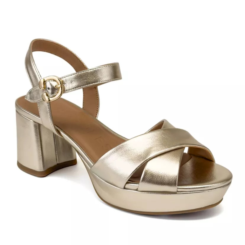 Charlye Platform Sandal | Belk