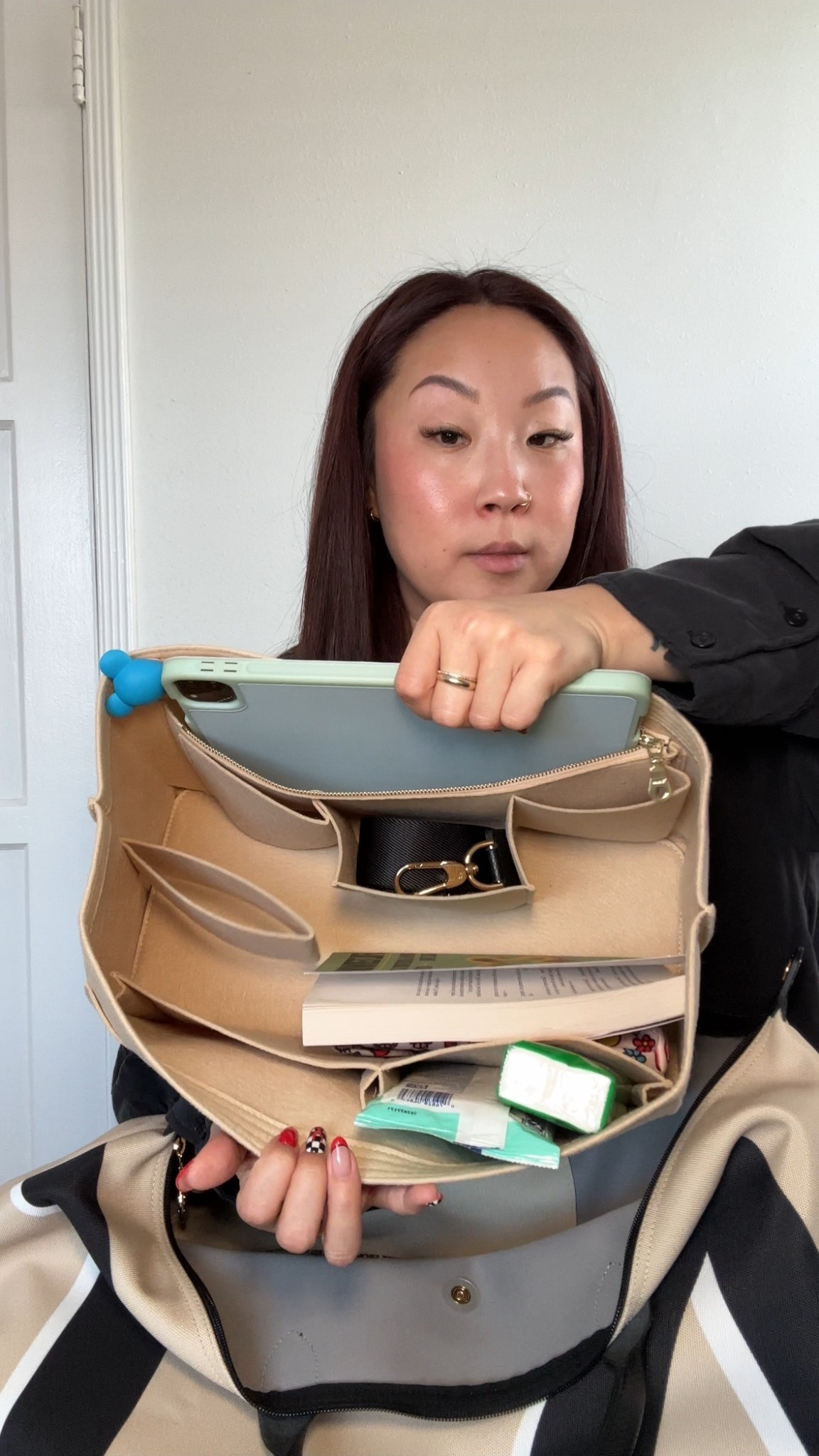 Longchamp travel bag insert/organizer in beige XL! 

#LTKTravel #LTKStyleTip #LTKItBag