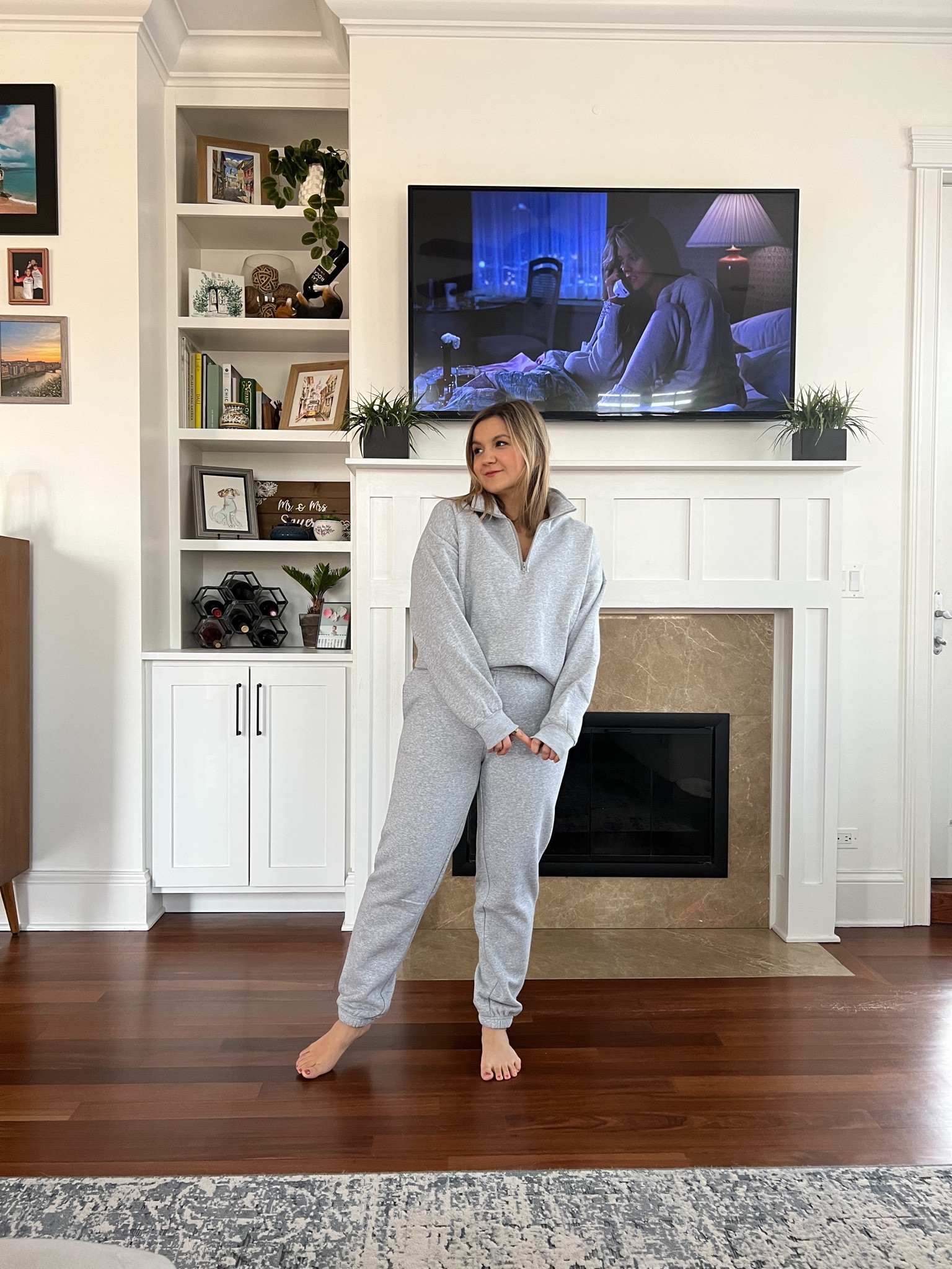Matching set inspired by Sleepless in Seattle! Full disclosure - I am returning this because the pants are way too long for me (I’m 5’2”). I’ll stick to my darker and pricier Vuori set in real life instead 😂

#LTKunder50