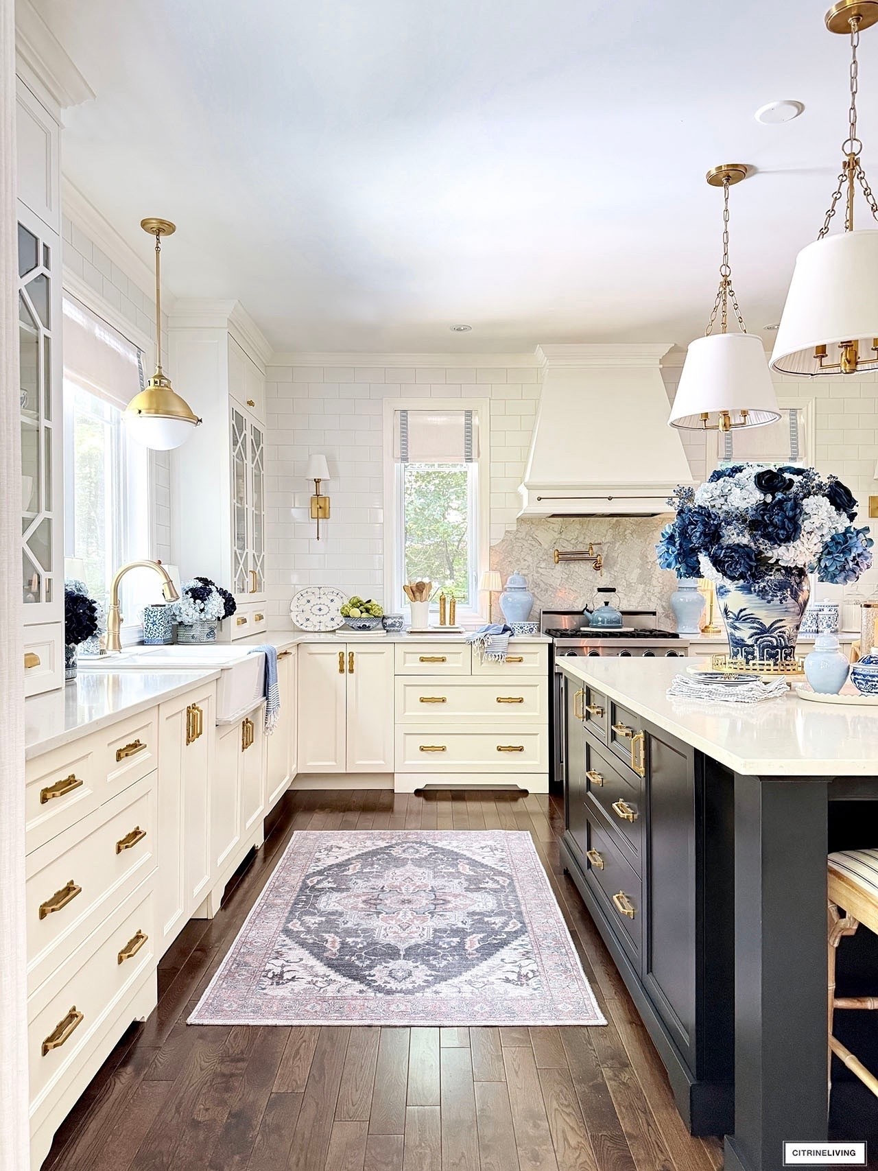 Chic fall kitchen decor in layers of my favorite blues💙💙💙

Home finds, chic home, chic finds, fall decor, fall kitchen, fall home

#LTKhome #LTKfall