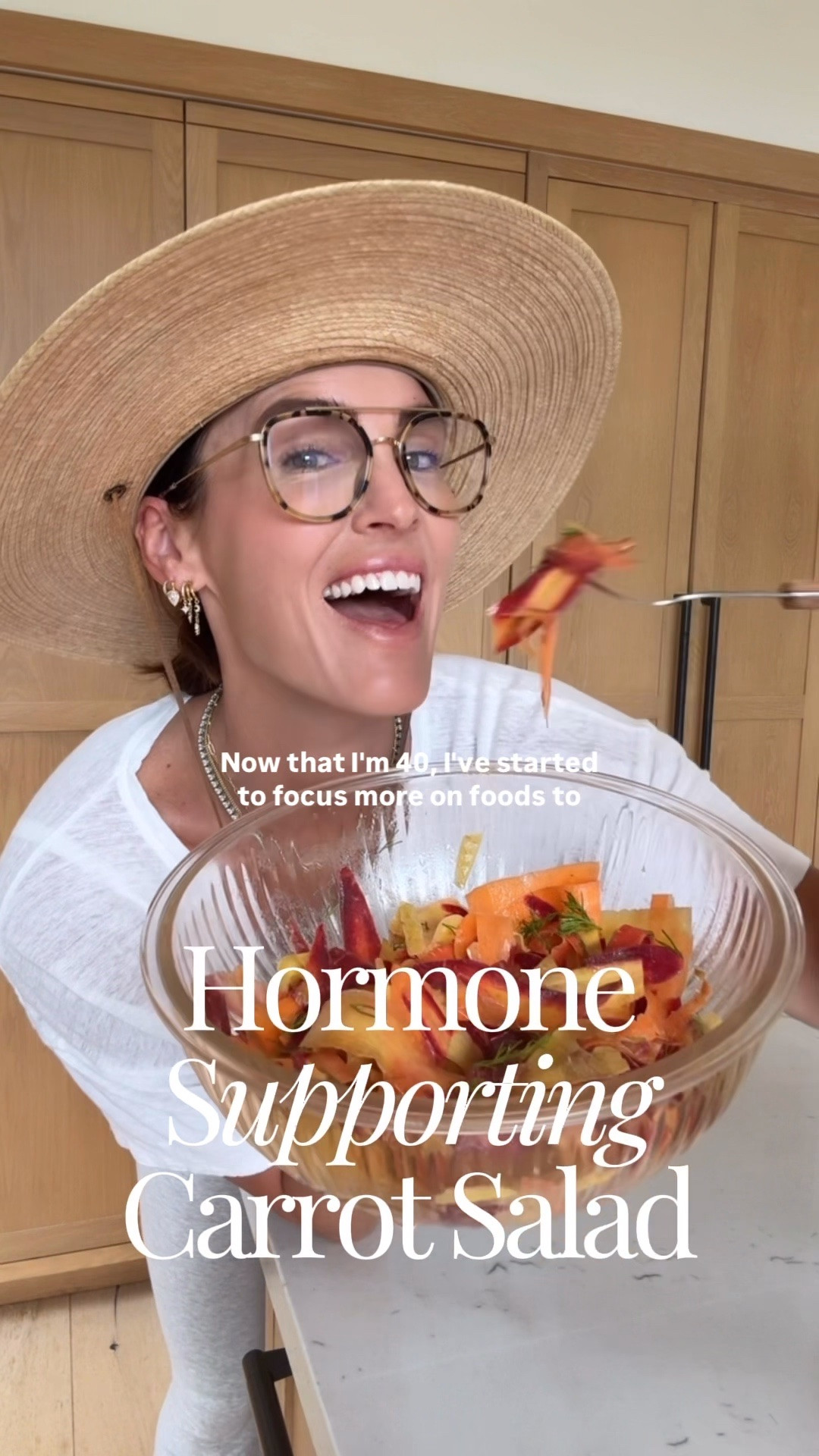 Now that I’m 40 I’ve started to focus more on foods that support my hormones👏🏻 One grated carrot a day keeps the estrogen recycling at bay🥕 This simple raw carrot salad is my go-to daily ritual for supporting hormone balance—especially during the luteal phase when things can feel a little extra. The fiber helps bind excess estrogen in the gut so your body can actually eliminate it instead of reabsorbing it. Bloating, breast tenderness, mood swings, stubborn PMS? This crunchy little habit has been a game-changer for me🙆🏻‍♀️

#LTKOver40 #LTKfoodie #LTKselfcare