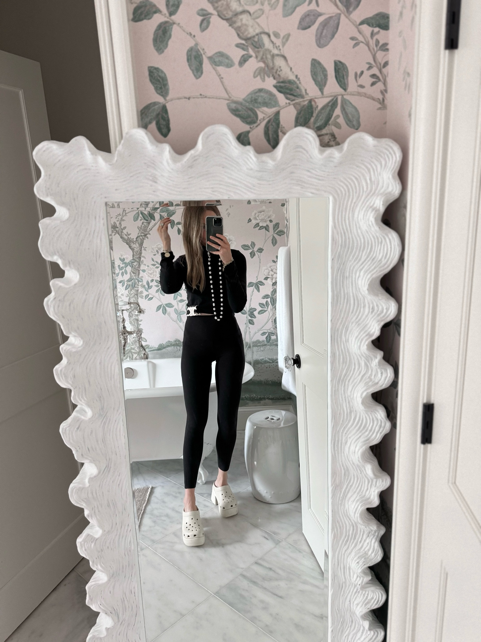 Outfit this morning. I wore my favorite Amazon top, Rhone leggings, and go-to Crocs (which happen to be on sale right now) to Pilates. Also a few of the pearl phone chains I love from Ossa are in stock! Happy Monday!