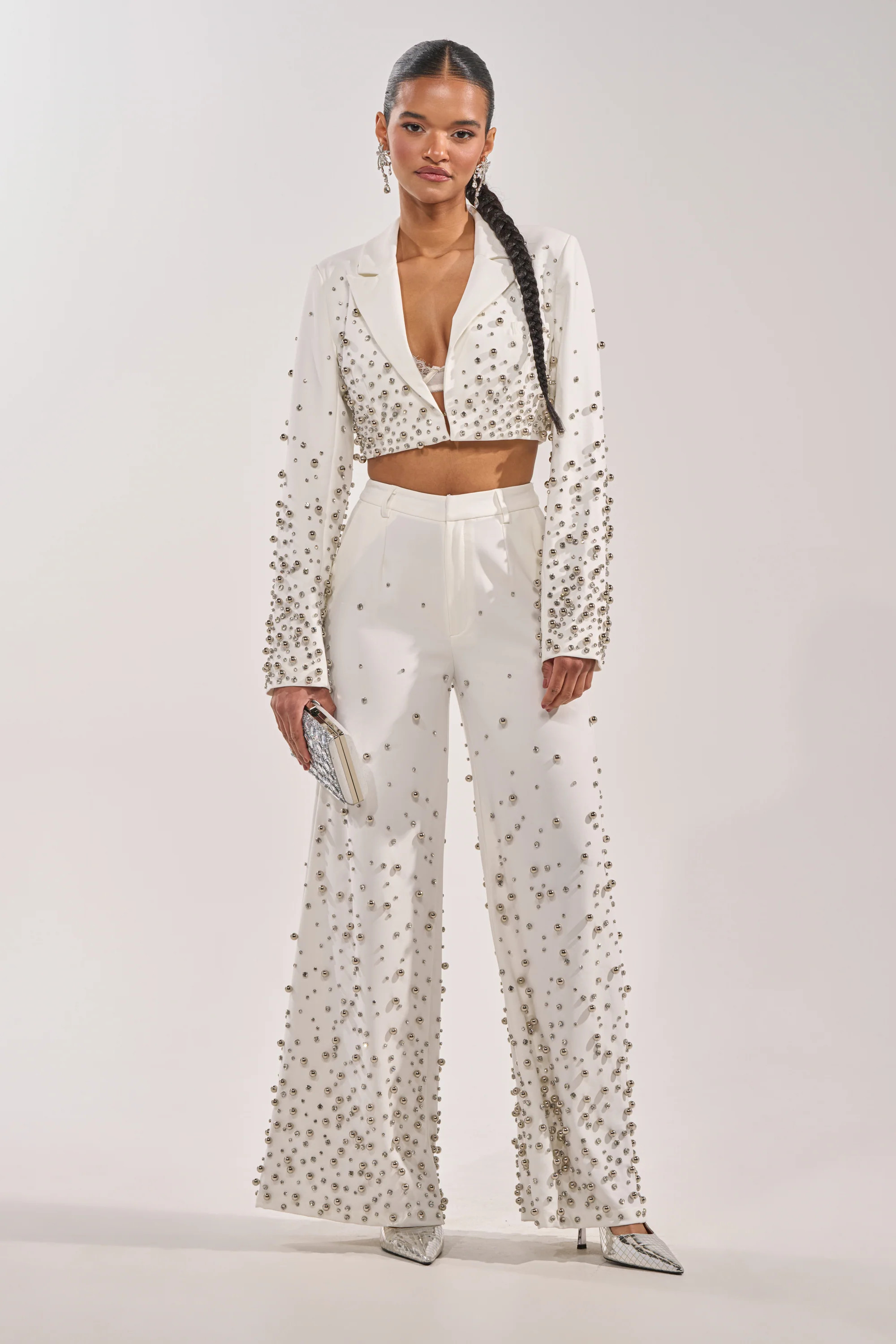 GET CLOSER EMBELLISHED TROUSER IN WHITE | AKIRA