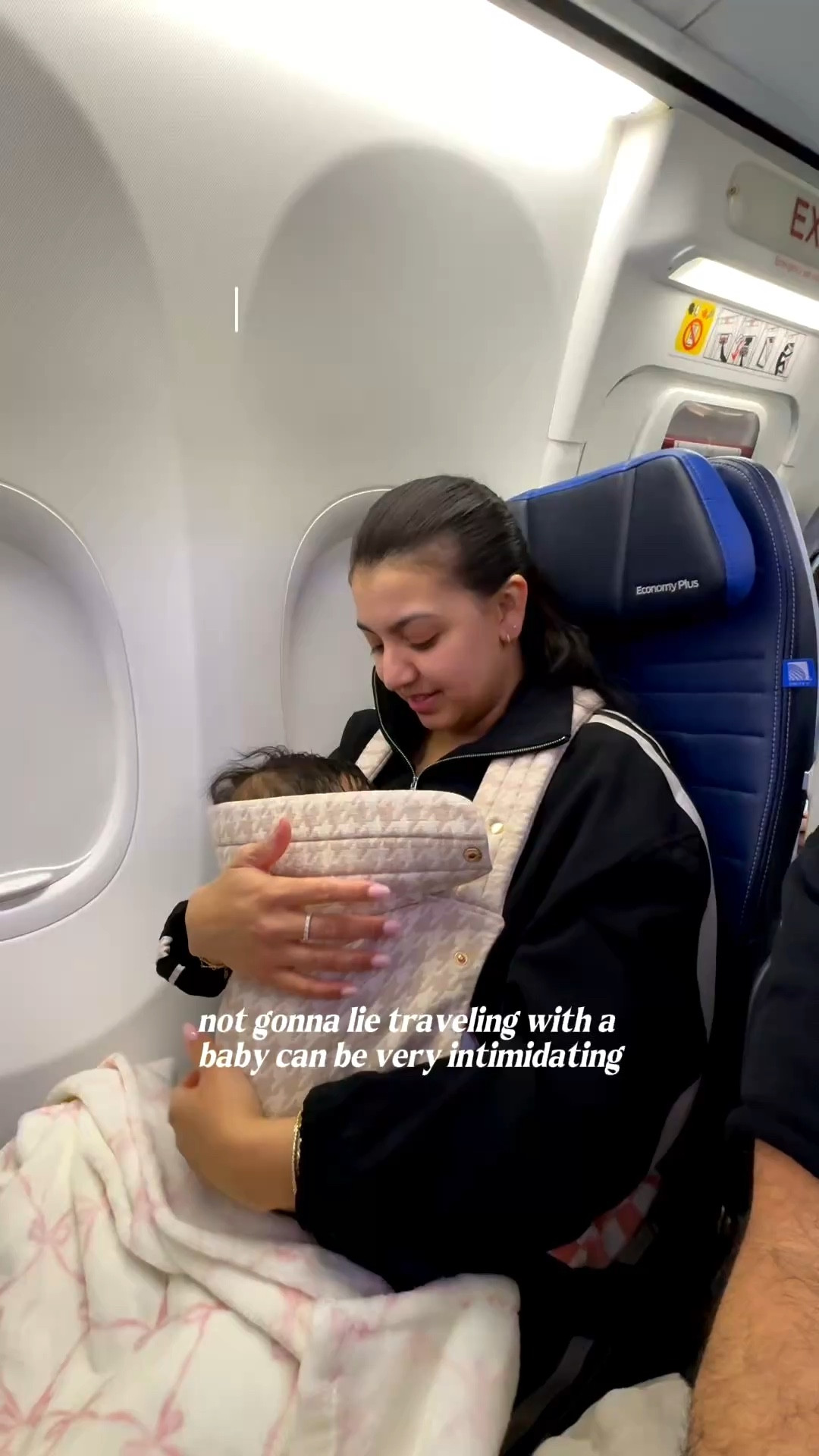 Traveling with my 5 month old 🤍

#LTKBaby #LTKmomlife