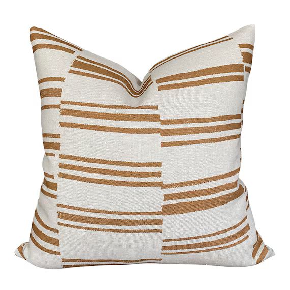 Designer Kilim in Rust Pillow Cover // Farmhouse Decor Pillow // Rust Decorative Pillow // Accent... | Etsy (CAD)
