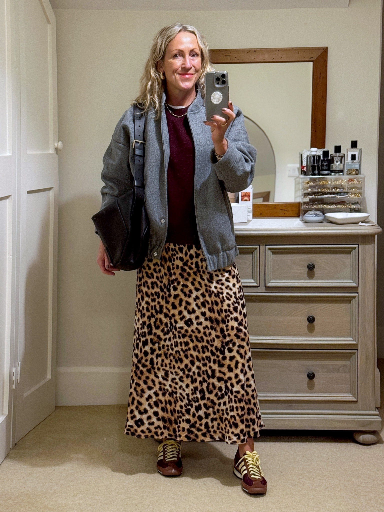 Grey bomber jackets 

#LTKover50style #LTKeurope #LTKautumn